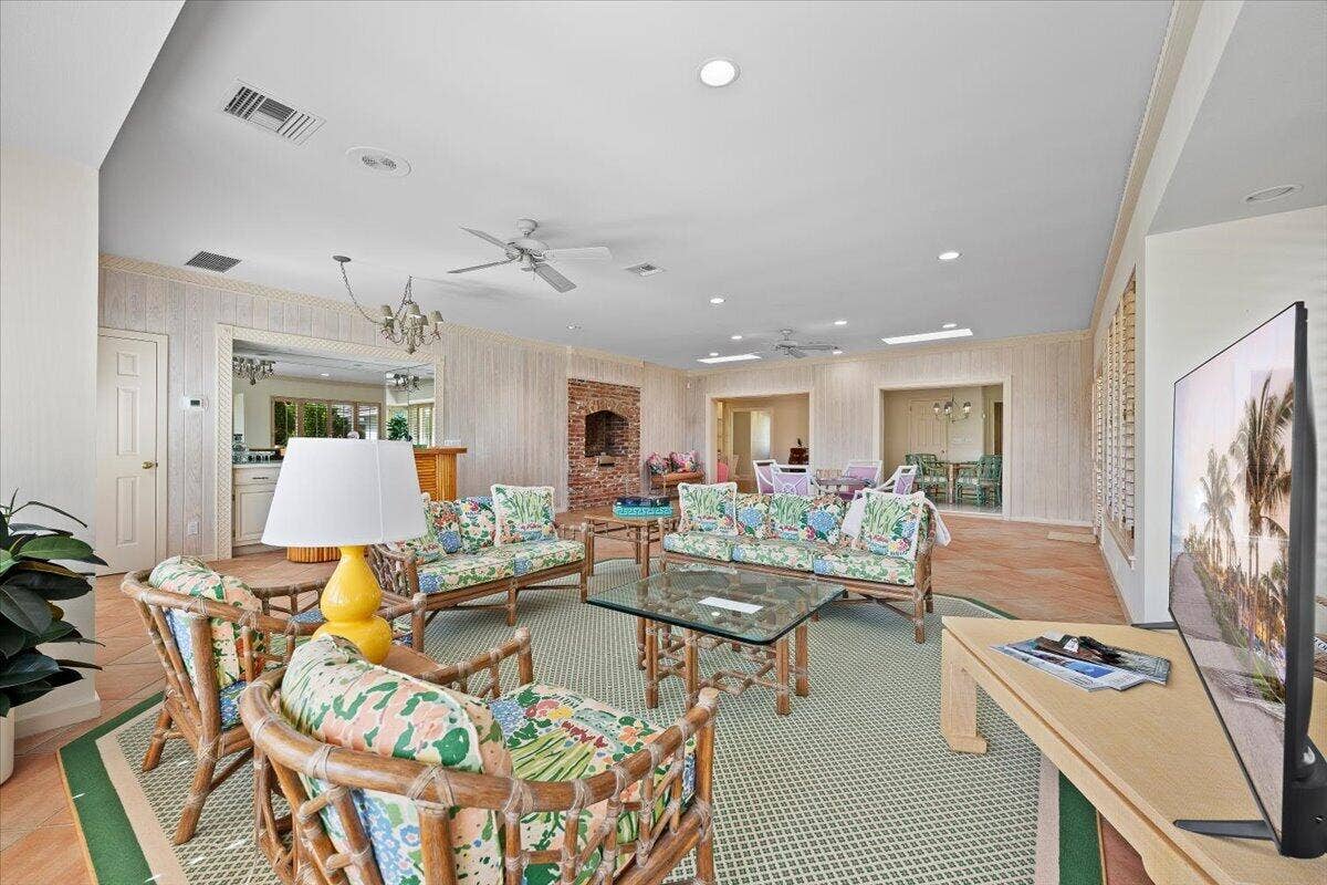 1000 Country Club Drive, North Palm Beach, FL 33408 29-LUX_4886.jpg1