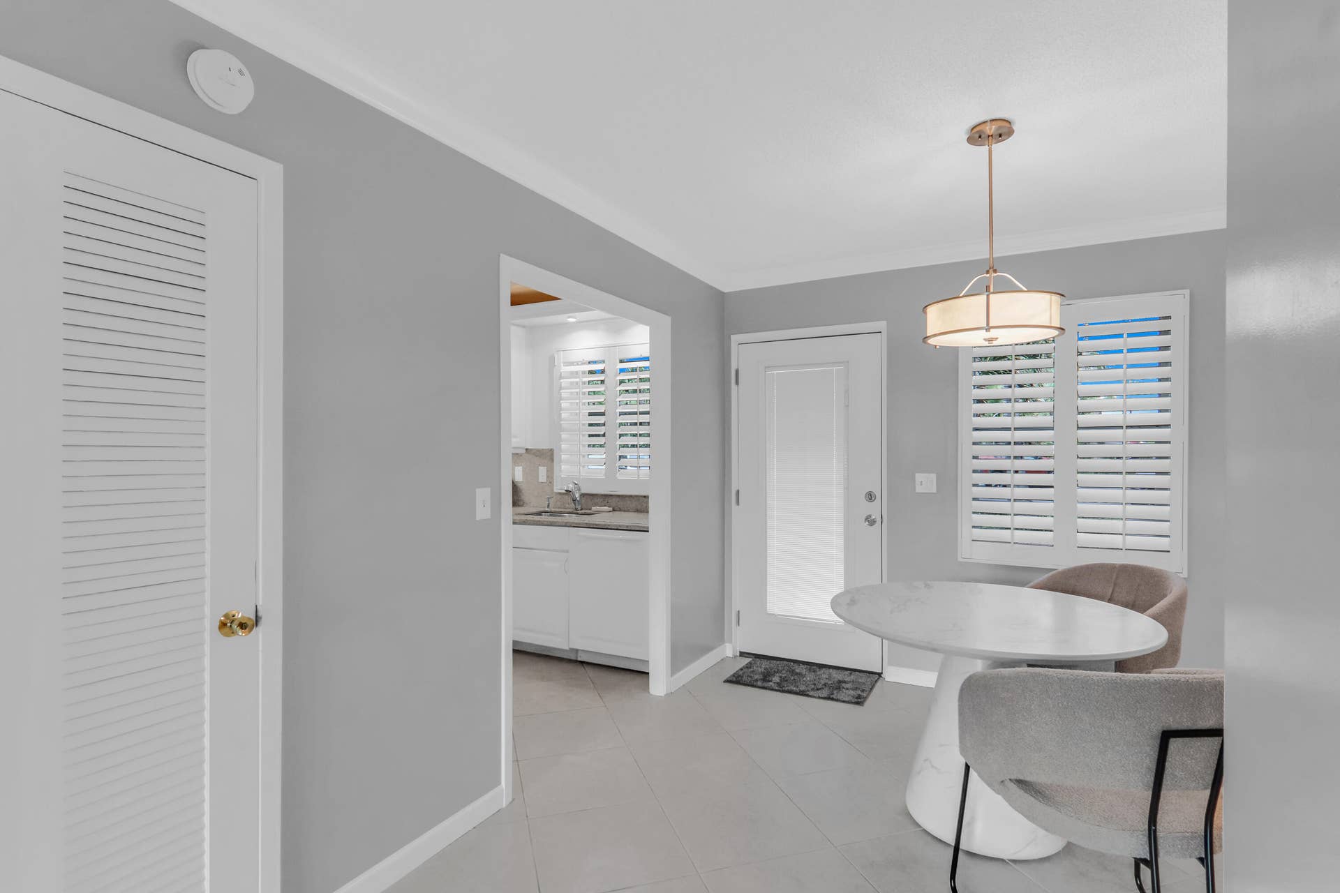 139 SUNRISE Avenue, #103, Palm Beach, FL 33480 IMG_3721
