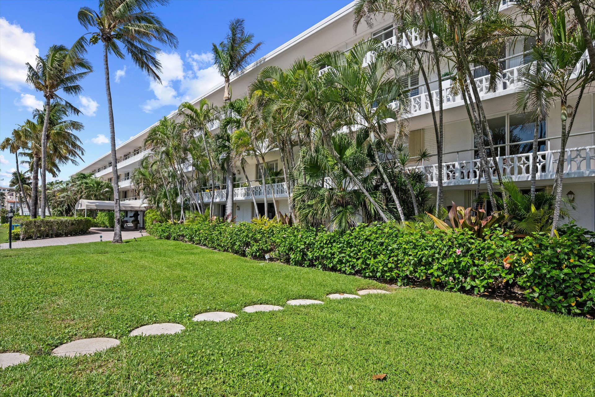139 SUNRISE Avenue, #101, Palm Beach, FL 33480 29