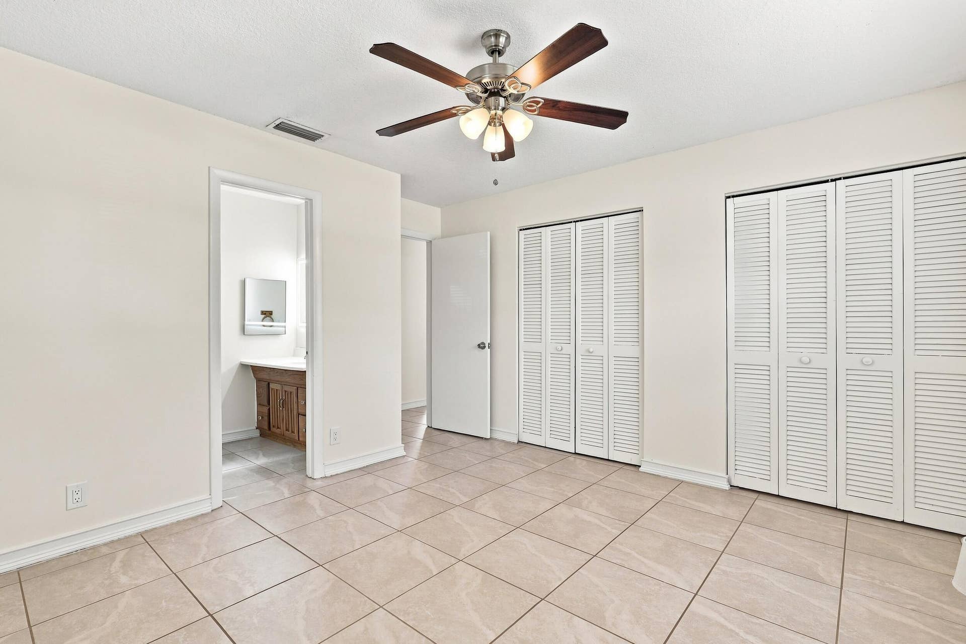 5114 Conklin Drive, Delray Beach, FL 33484 Bedroom with Closet