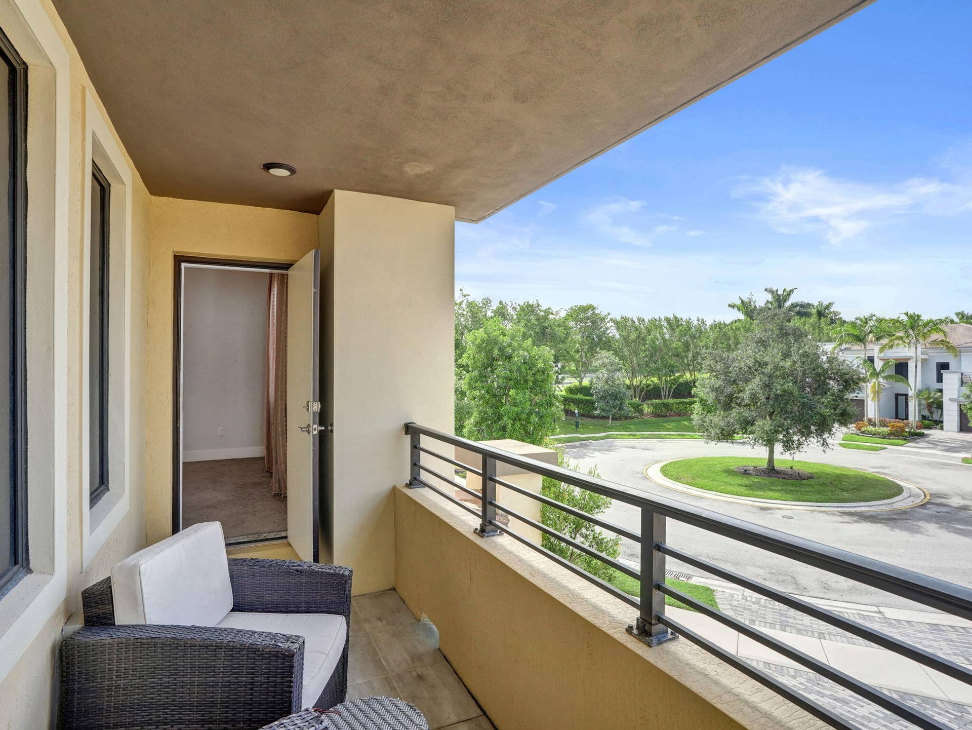 10423 COBALT Court, Parkland, FL 33076 56-web-or-mls-DSC05837