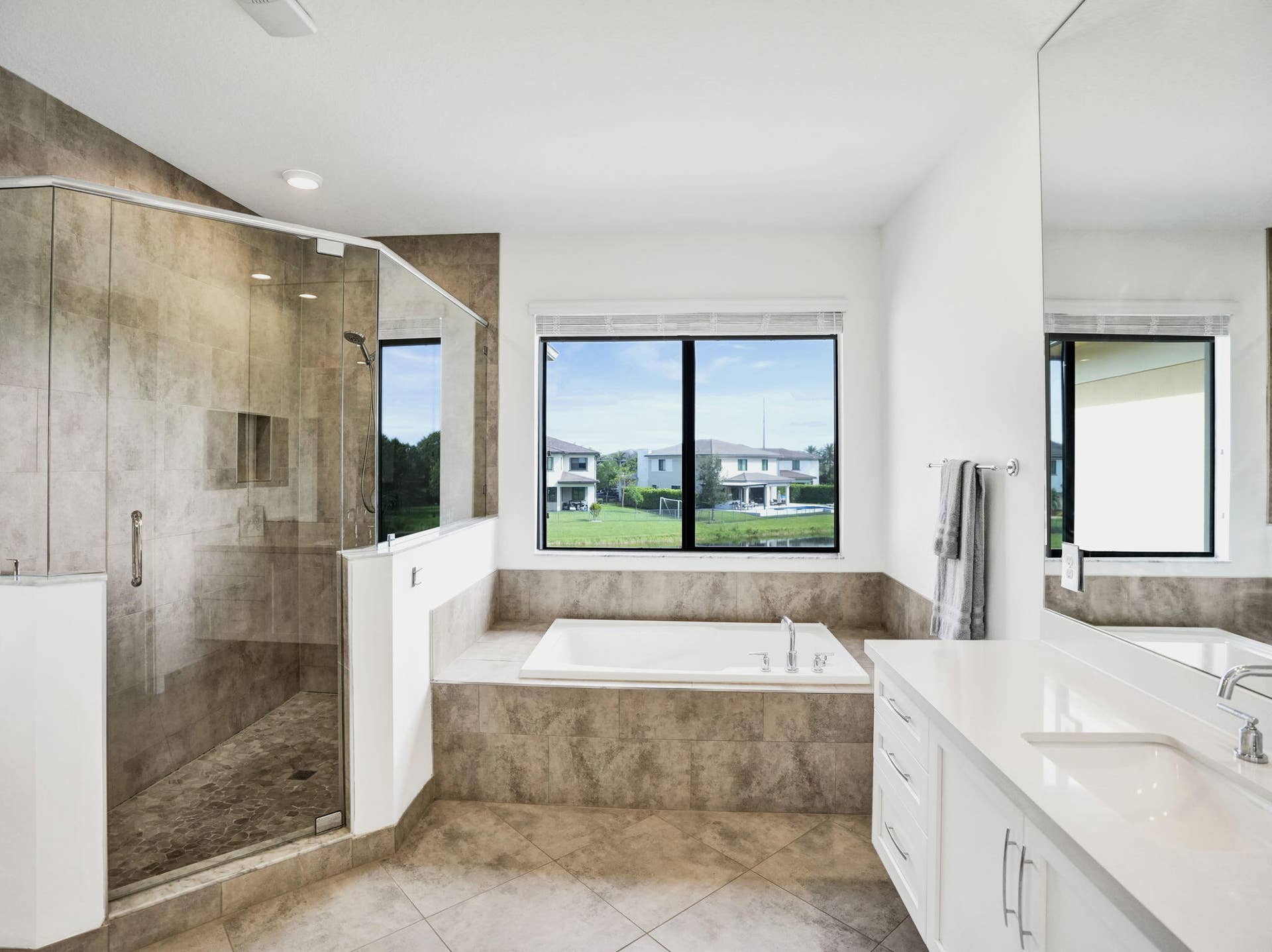 10423 COBALT Court, Parkland, FL 33076 79-web-or-mls-DSC05906