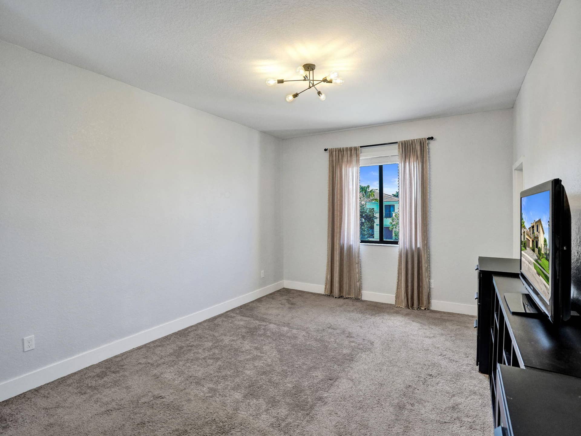 10423 COBALT Court, Parkland, FL 33076 54-web-or-mls-DSC05831