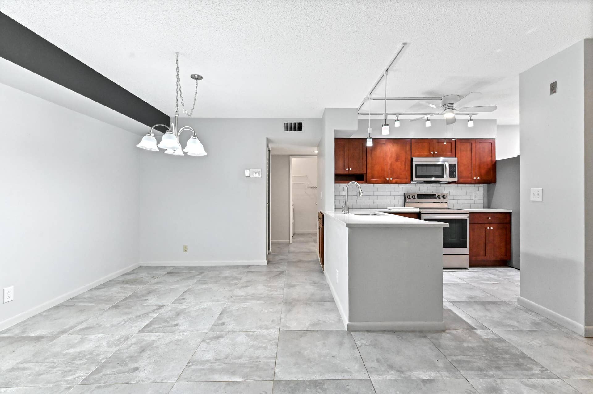 14895 Builtmore Way, #107, Delray Beach, Delray Beach, FL 33446 11 Dining Room 02