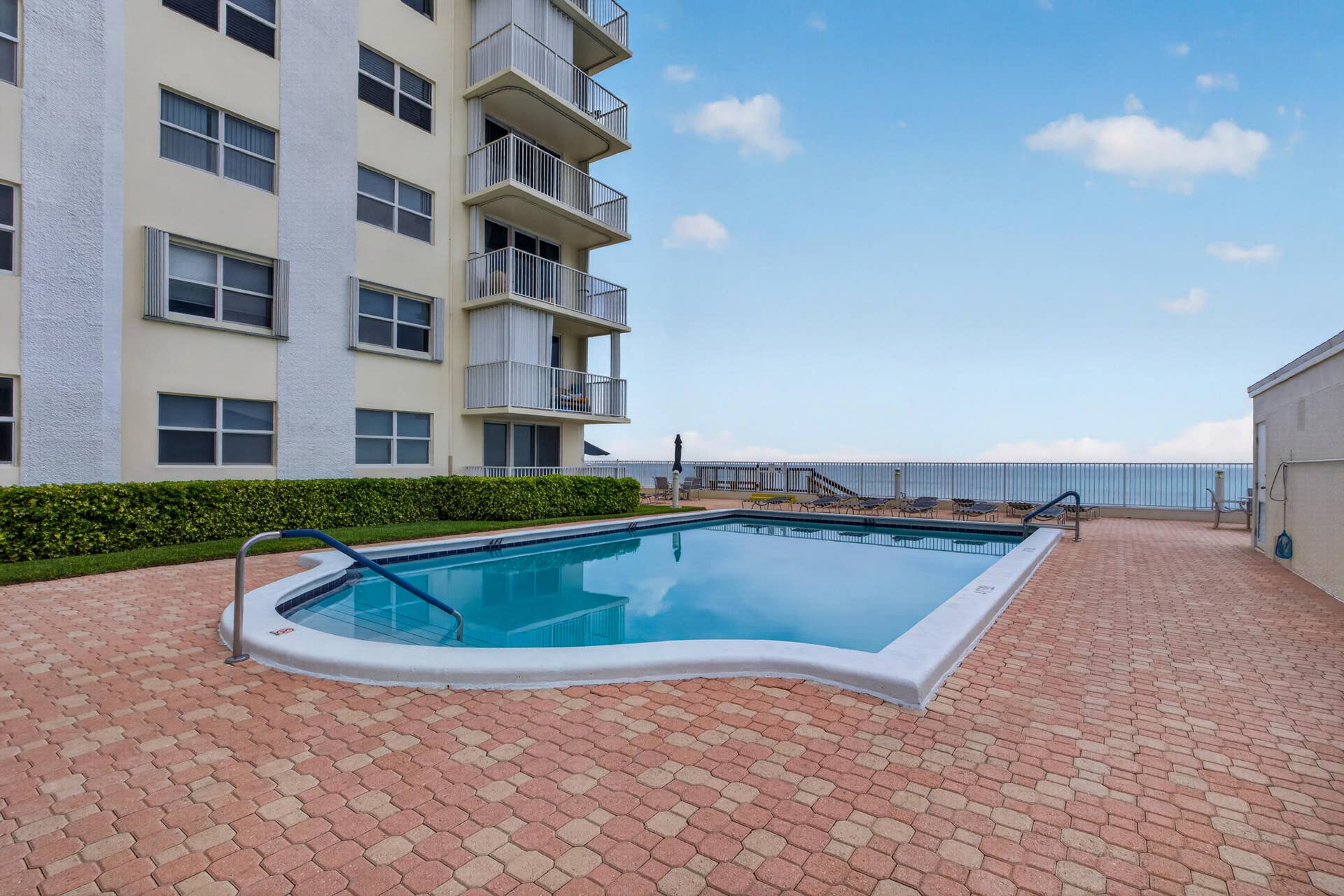 3540 S Ocean Boulevard, #208, South Palm Beach, FL 33480 POOL