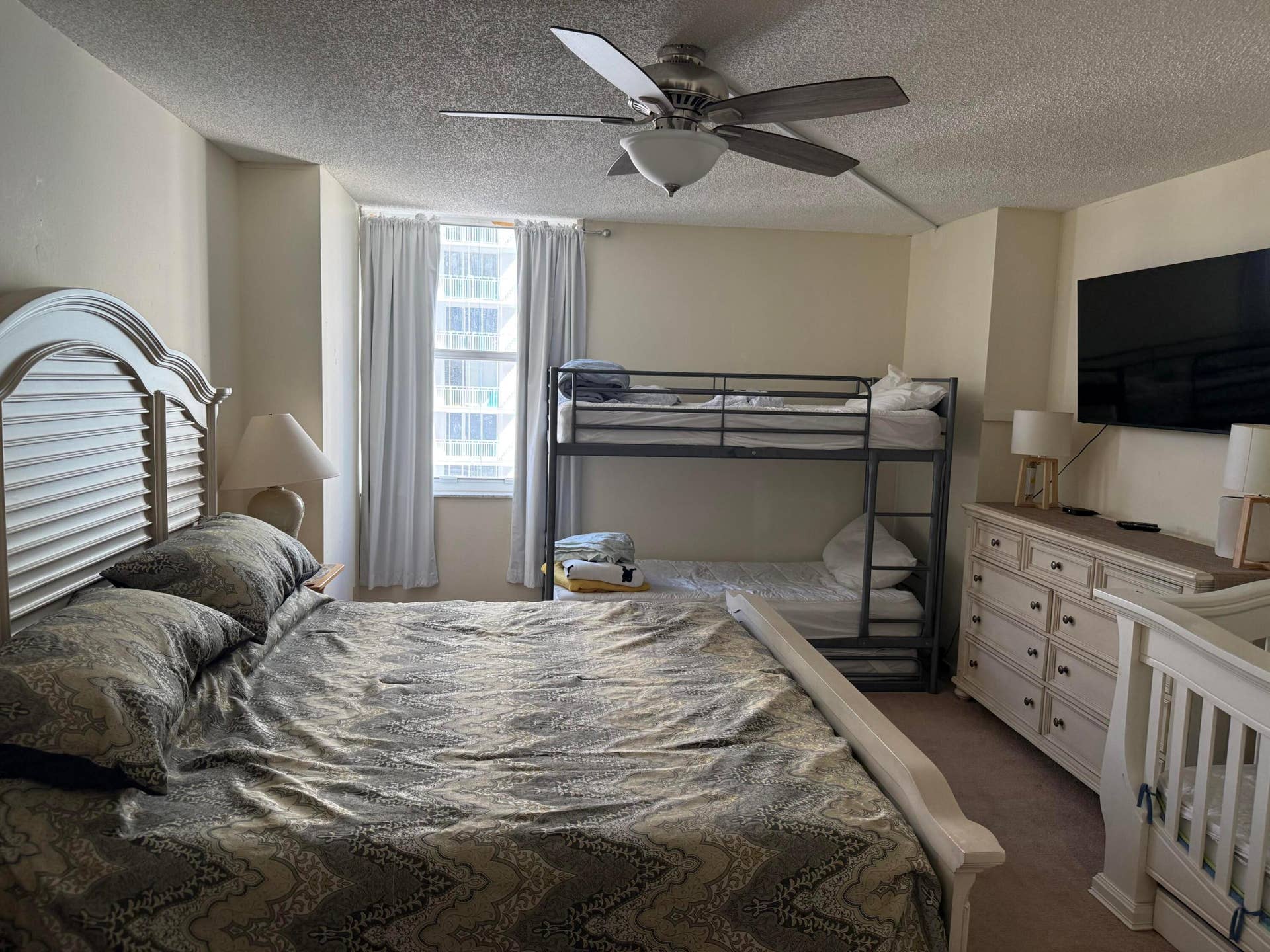 111 Briny Avenue, #19-09, Pompano Beach, FL 33062 IMG_9978