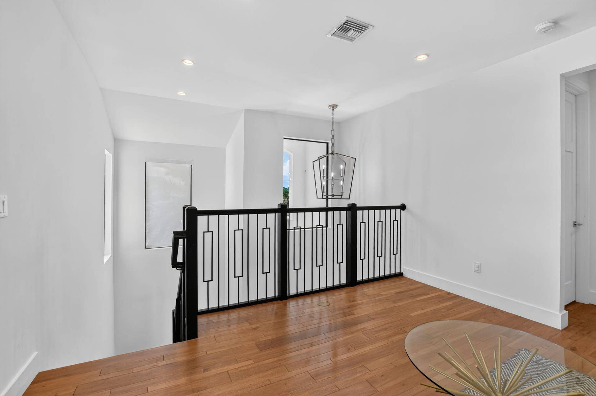 512 Lake Drive, Delray Beach, FL 33444 LOFT