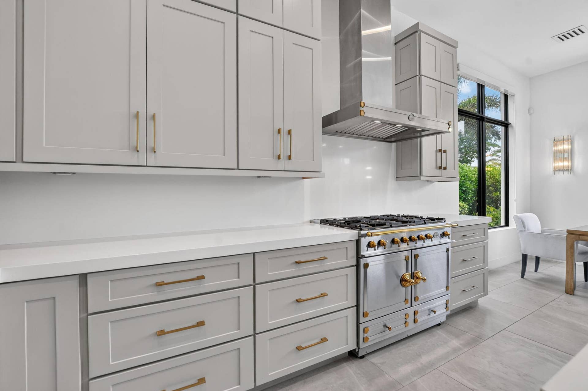 512 Lake Drive, Delray Beach, FL 33444 KITCHEN