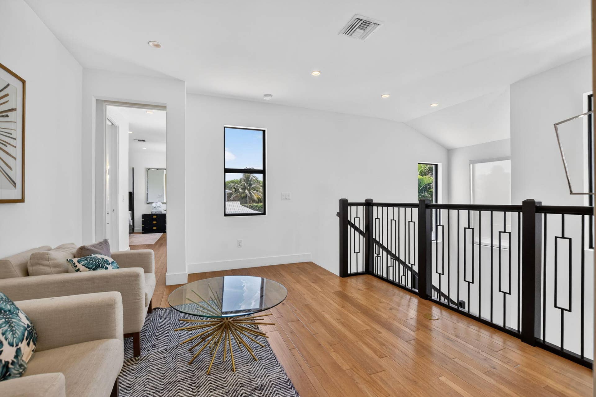 512 Lake Drive, Delray Beach, FL 33444 2ND FLOOR LOFT