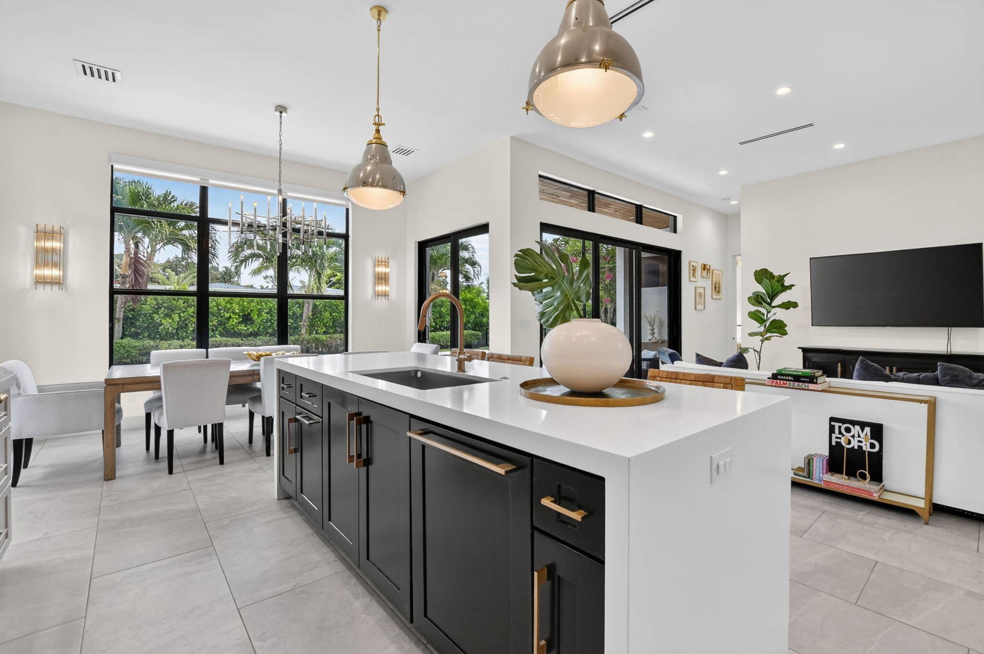 512 Lake Drive, Delray Beach, FL 33444 KITCHEN
