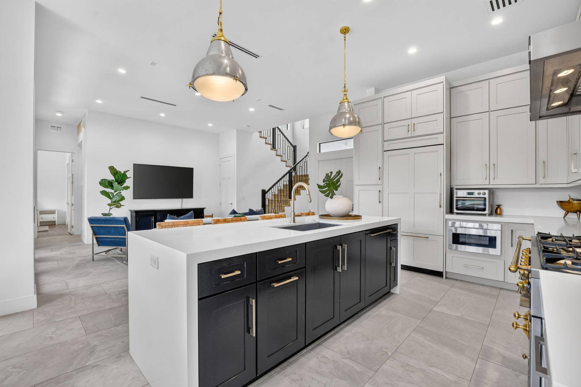 512 Lake Drive, Delray Beach, FL 33444 KITCHEN