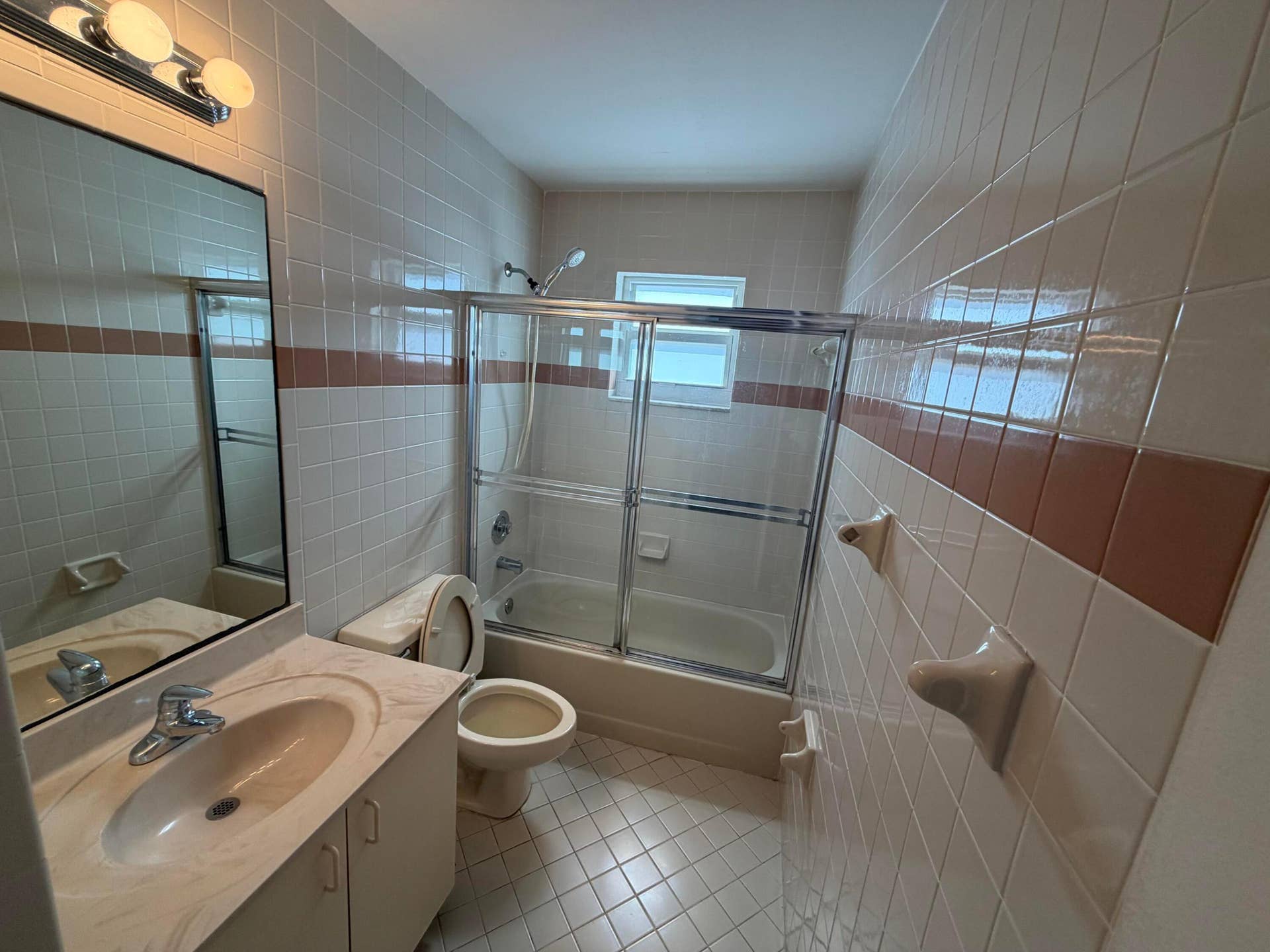 1117 SE 5TH Court, Dania Beach, FL 33004 IMG_0789