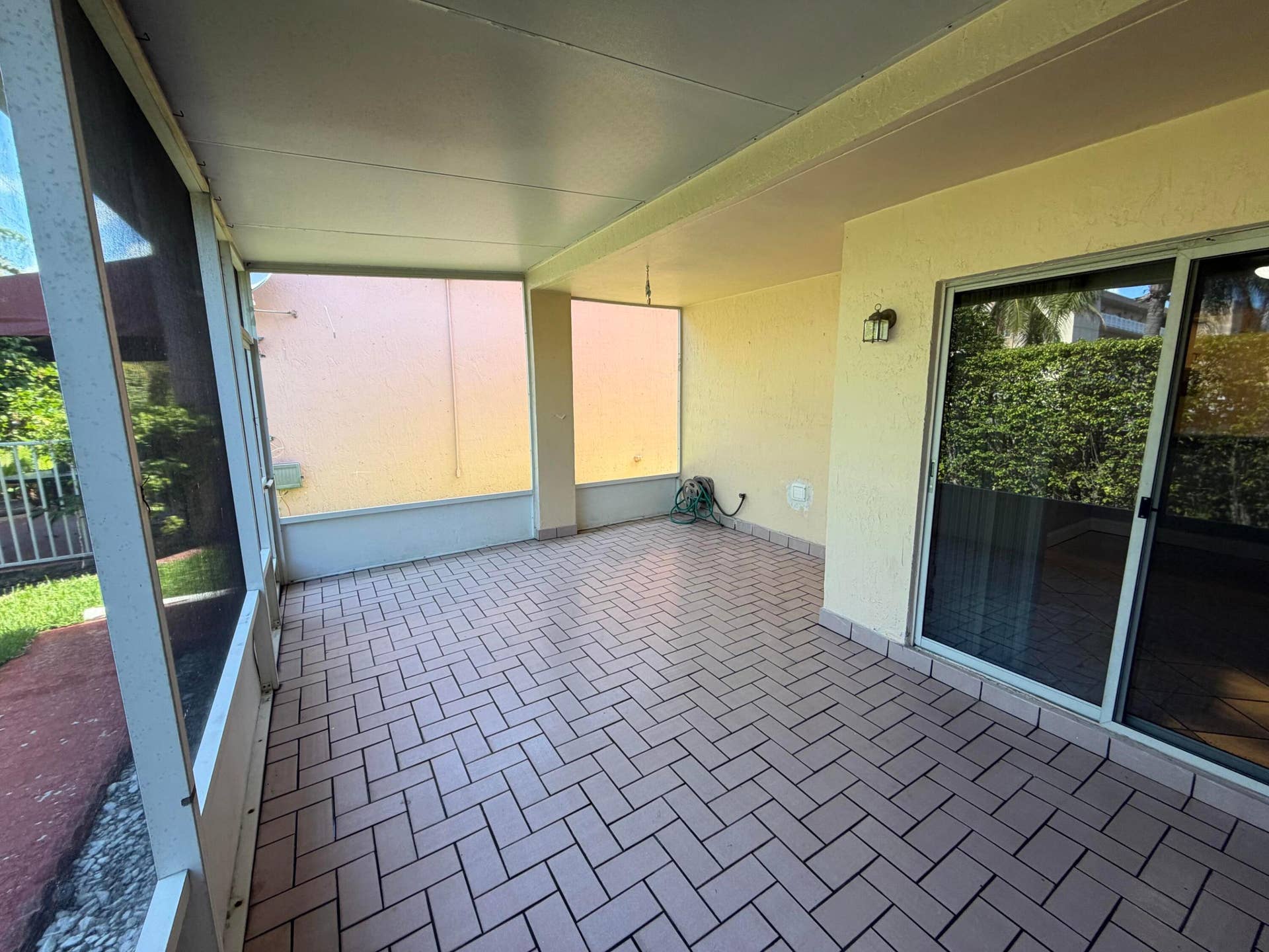 1117 SE 5TH Court, Dania Beach, FL 33004 IMG_0756