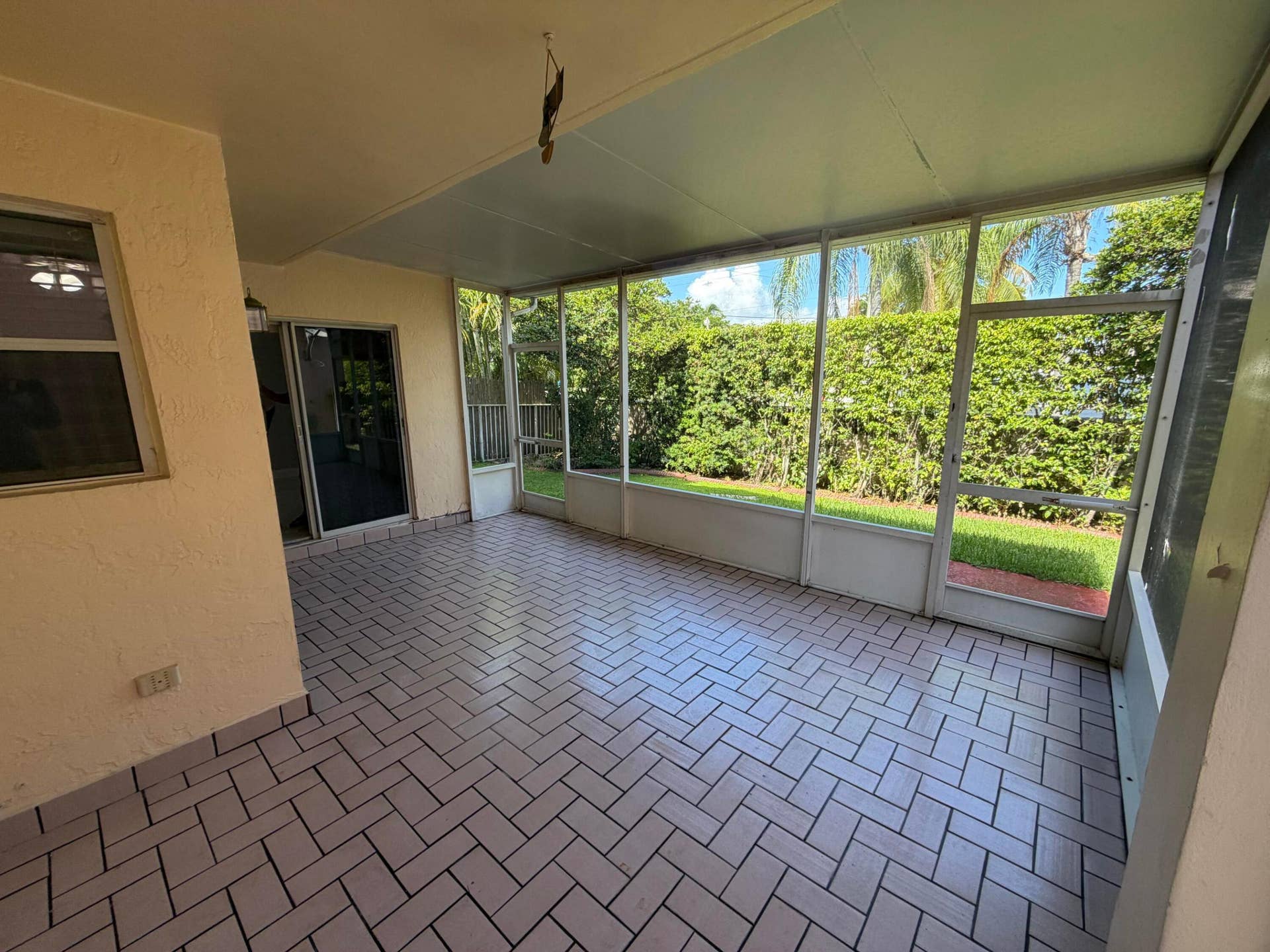 1117 SE 5TH Court, Dania Beach, FL 33004 IMG_0757