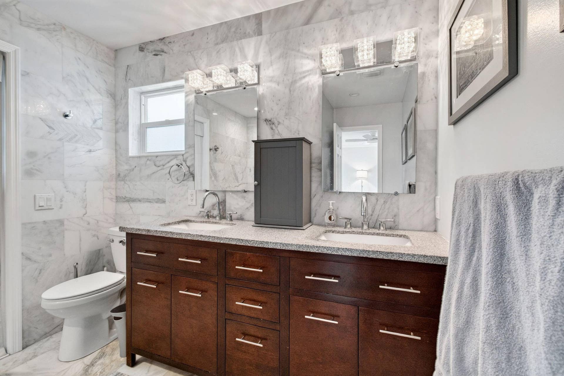2432 NW Timbercreek Circle, Boca Raton, FL 33431 Primary Bathroom
