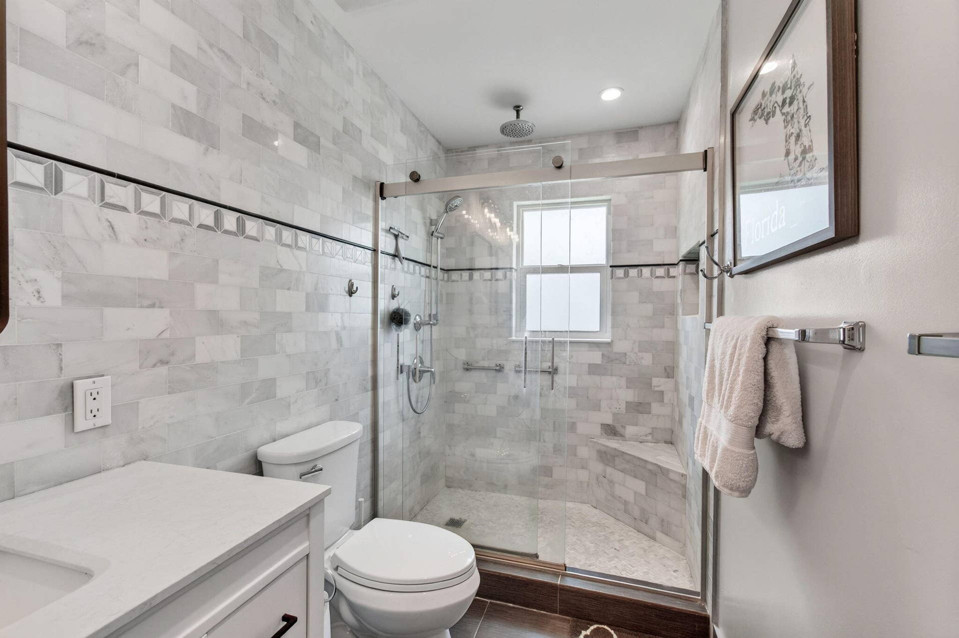 2432 NW Timbercreek Circle, Boca Raton, FL 33431 Bathroom 2