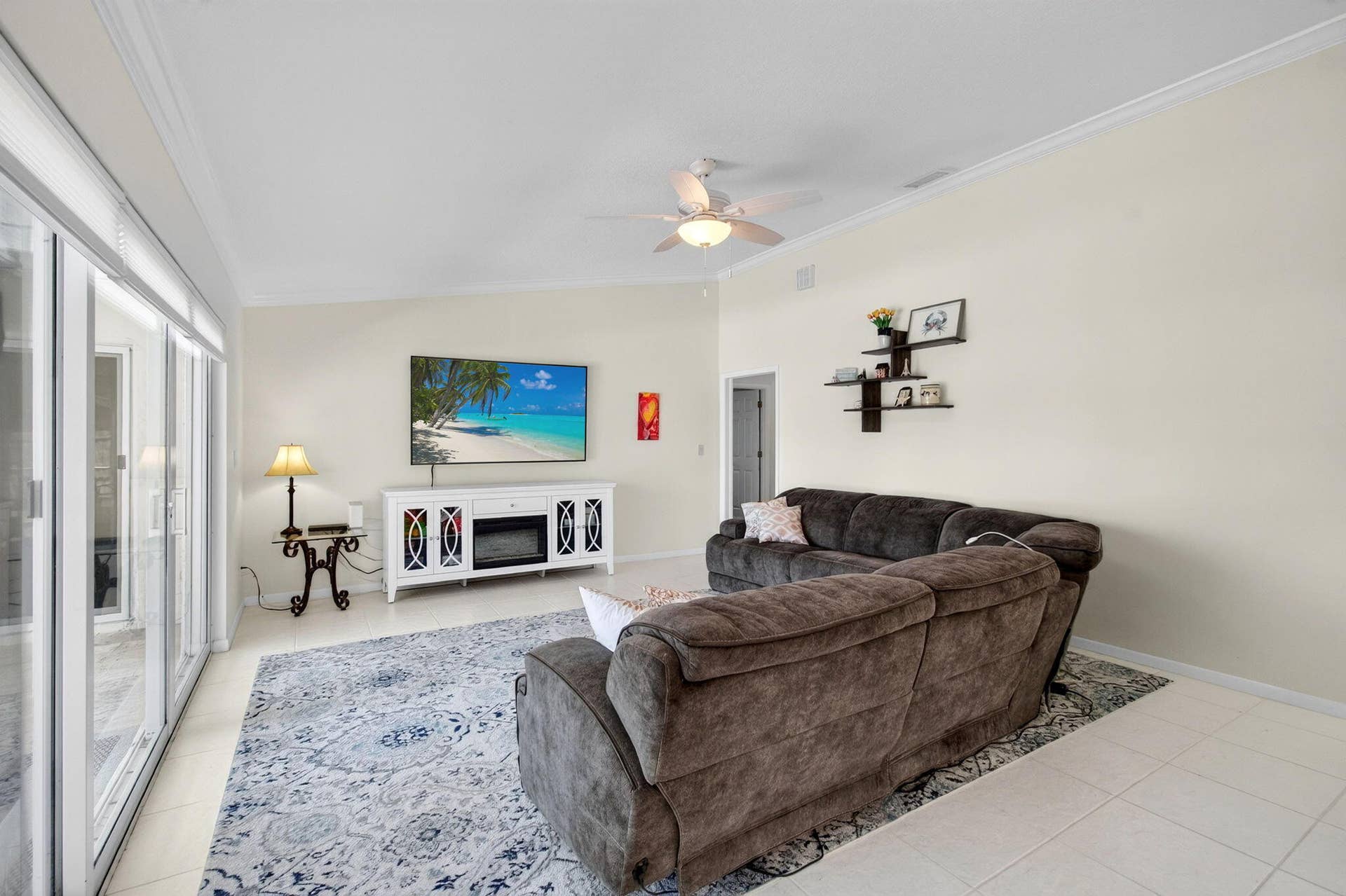 2432 NW Timbercreek Circle, Boca Raton, FL 33431 Family Room