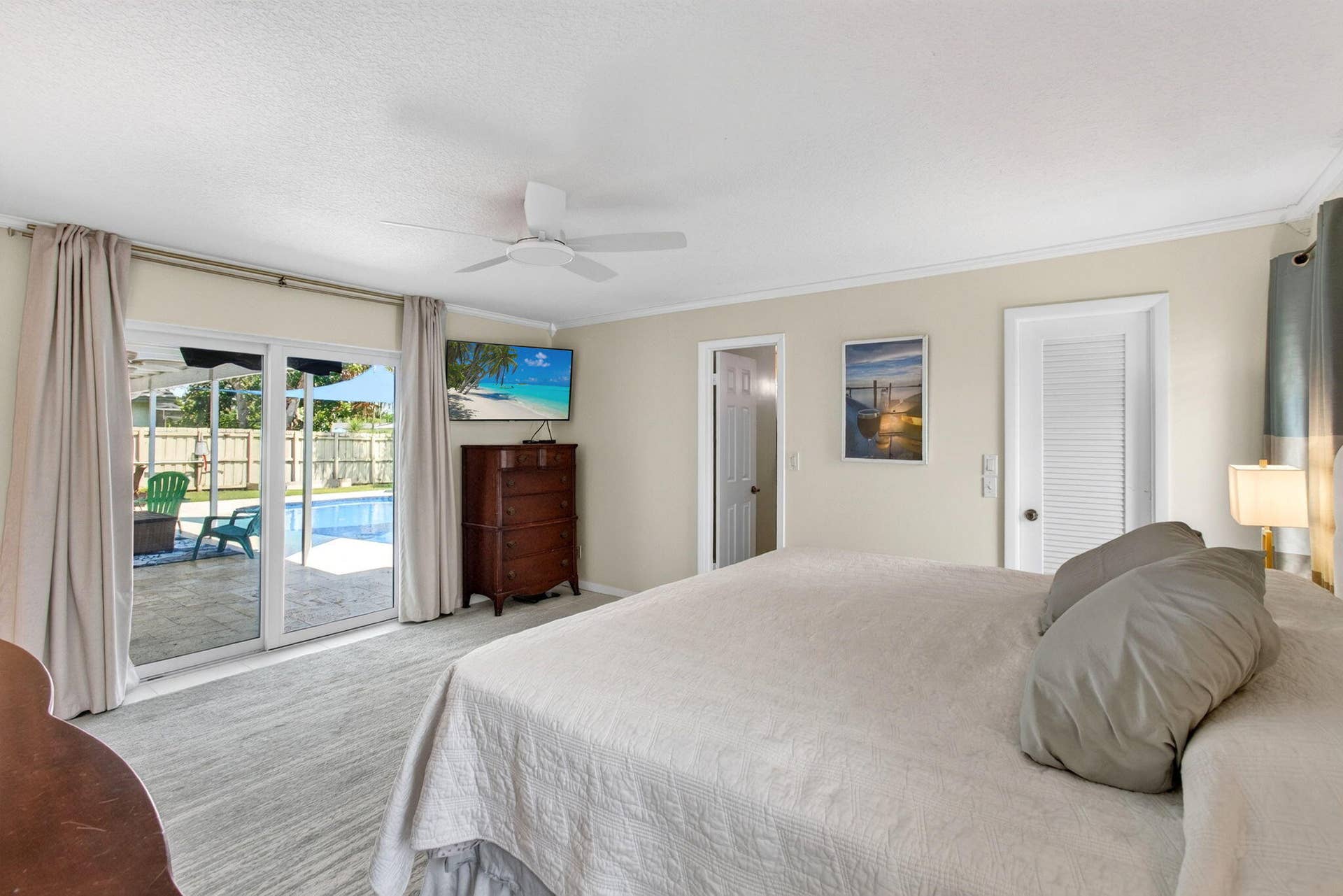2432 NW Timbercreek Circle, Boca Raton, FL 33431 Primary Bedroom