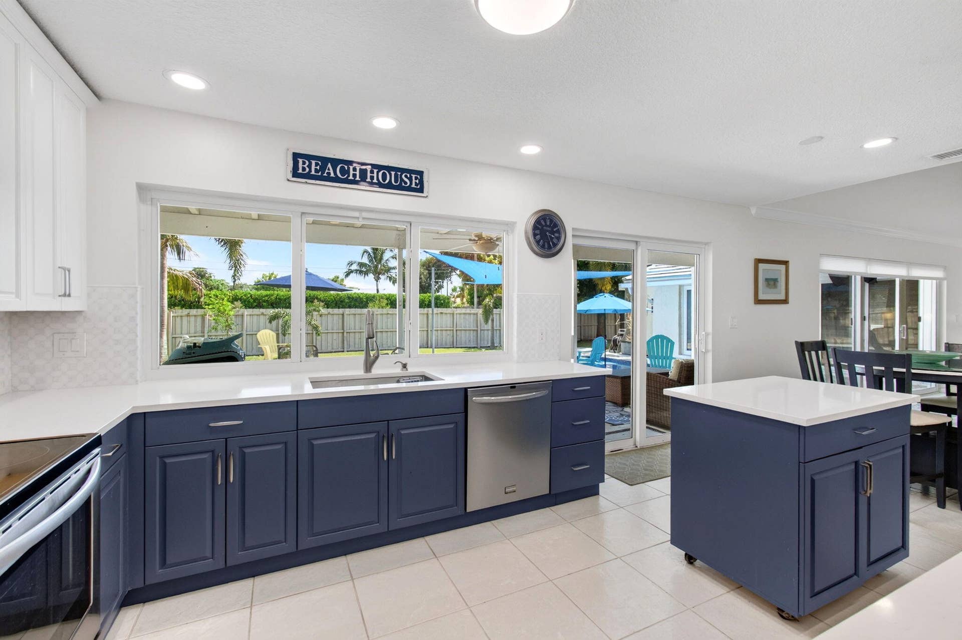2432 NW Timbercreek Circle, Boca Raton, FL 33431 Kitchen