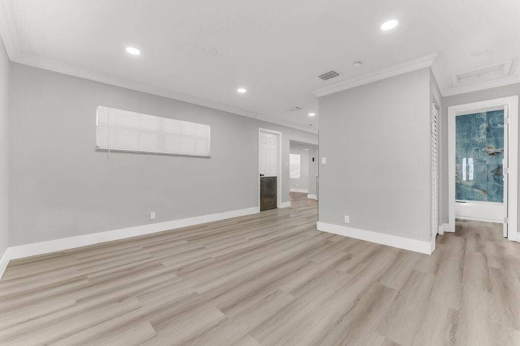 181 NE 51ST Street, Oakland Park, FL 33334 31_1024px