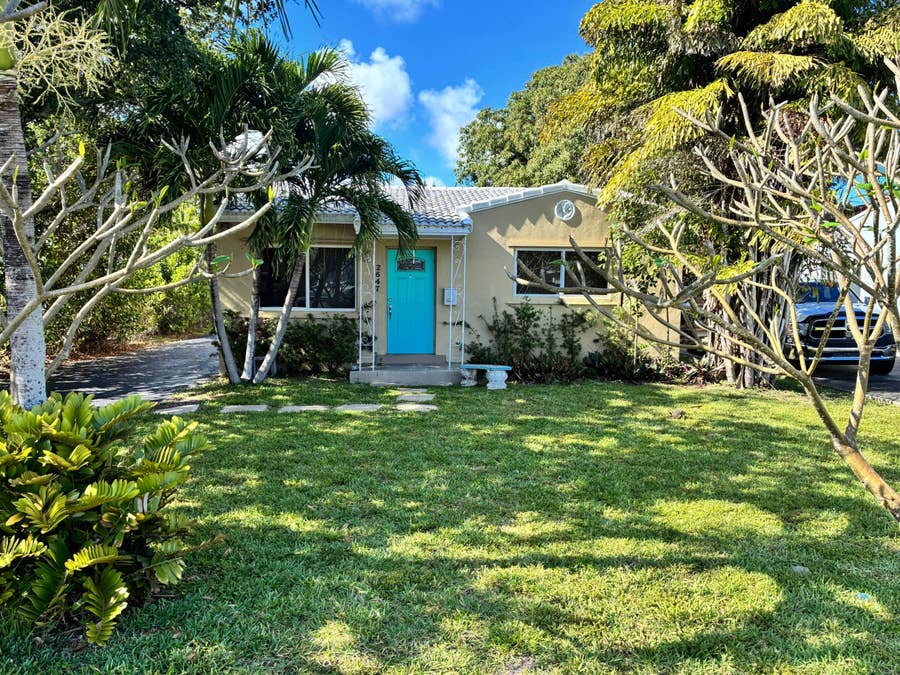 Property photo for 2647 PIERCE Street, Hollywood, FL