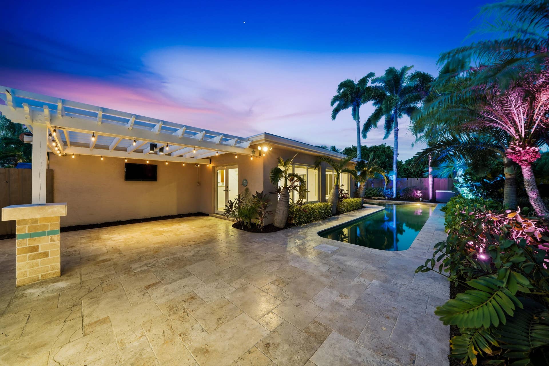 2010 NE 31ST Street, Lighthouse Point, FL 33064 Exterior