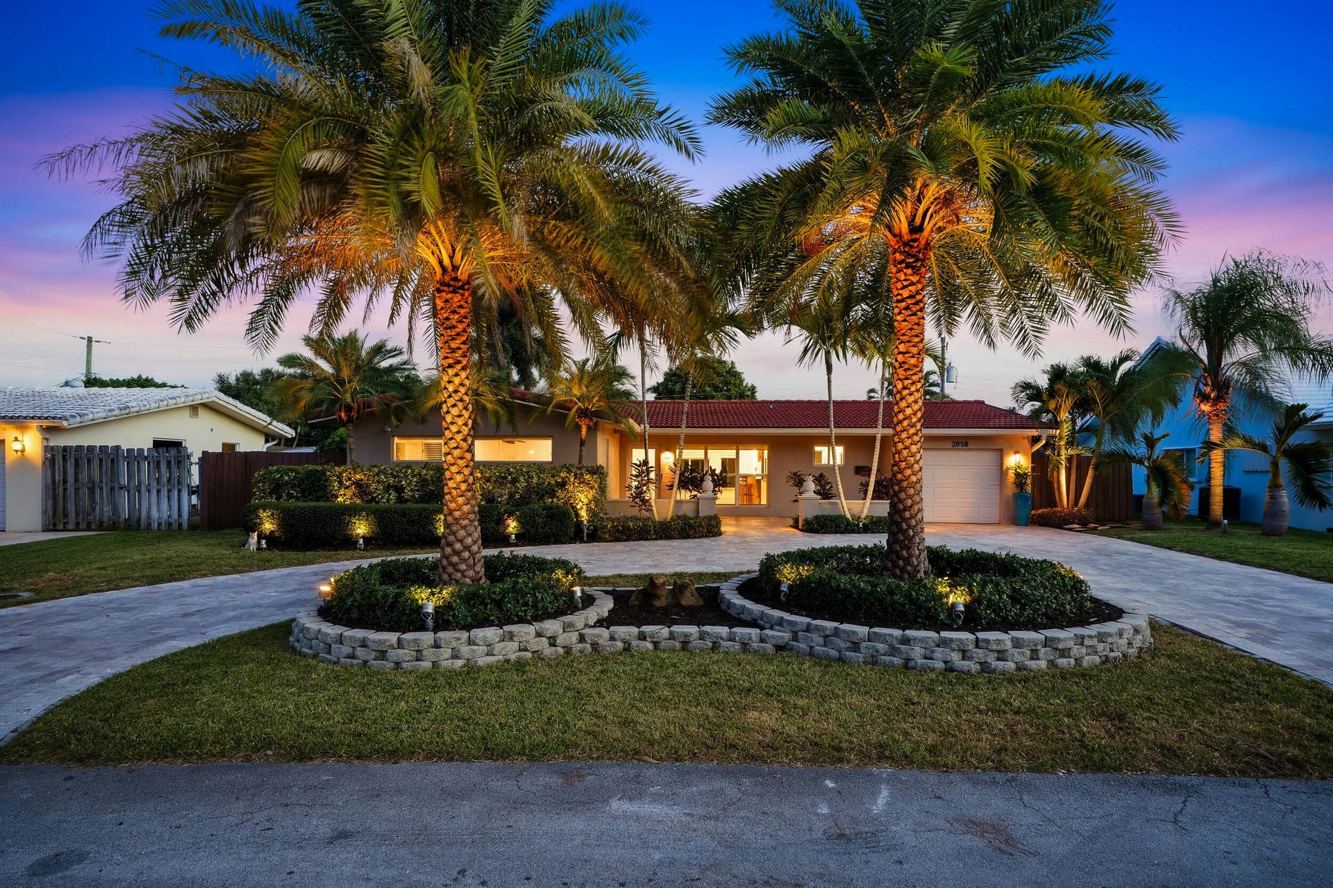 2010 NE 31ST Street, Lighthouse Point, FL 33064 Exterior