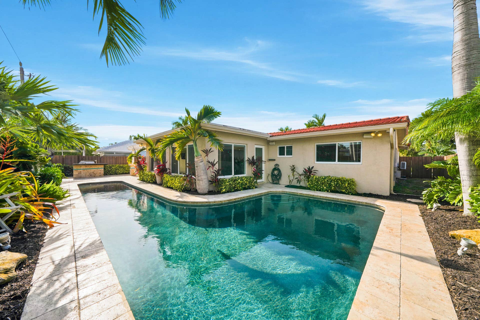 2010 NE 31ST Street, Lighthouse Point, FL 33064 Exterior
