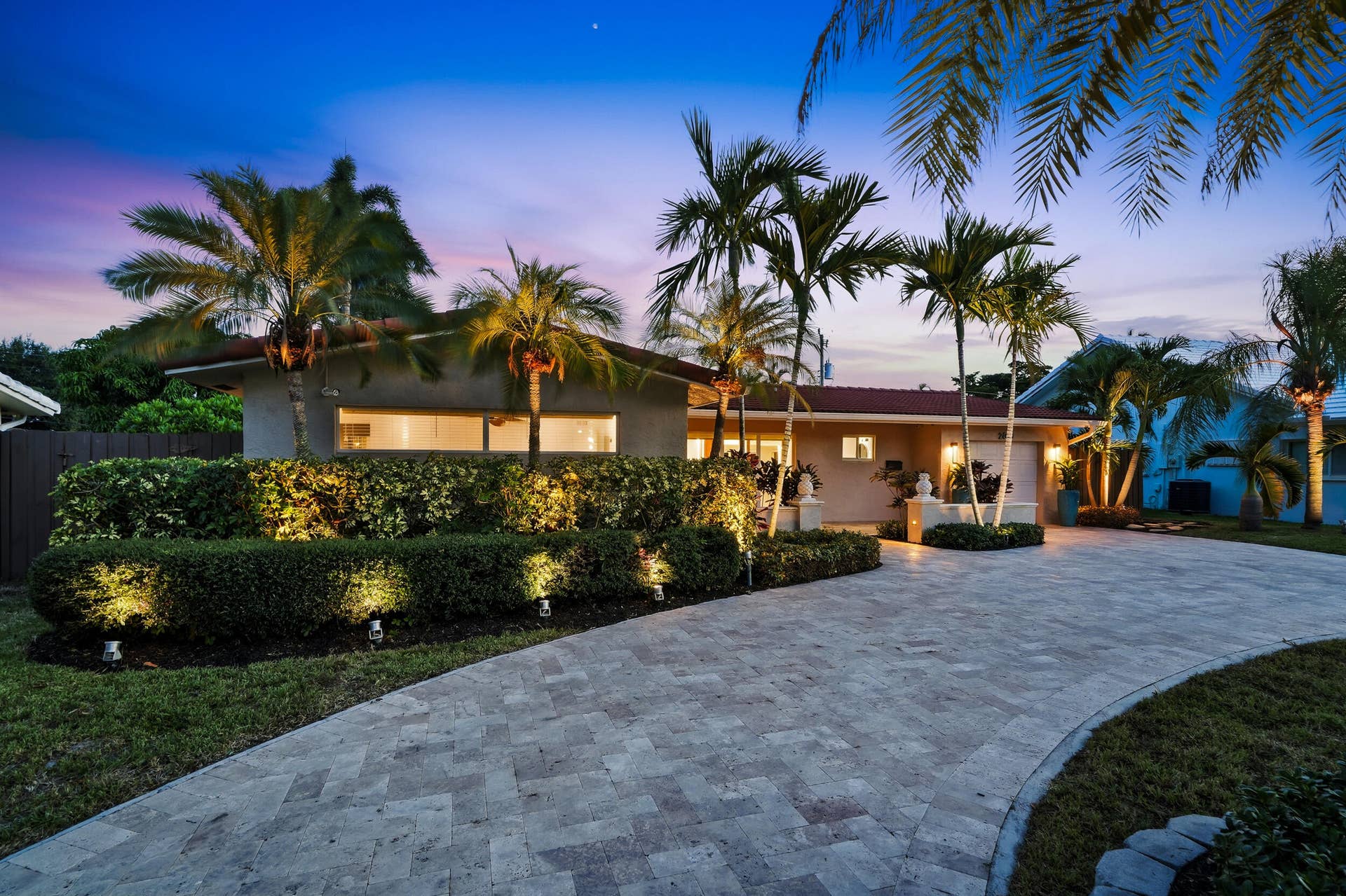 2010 NE 31ST Street, Lighthouse Point, FL 33064 Exterior