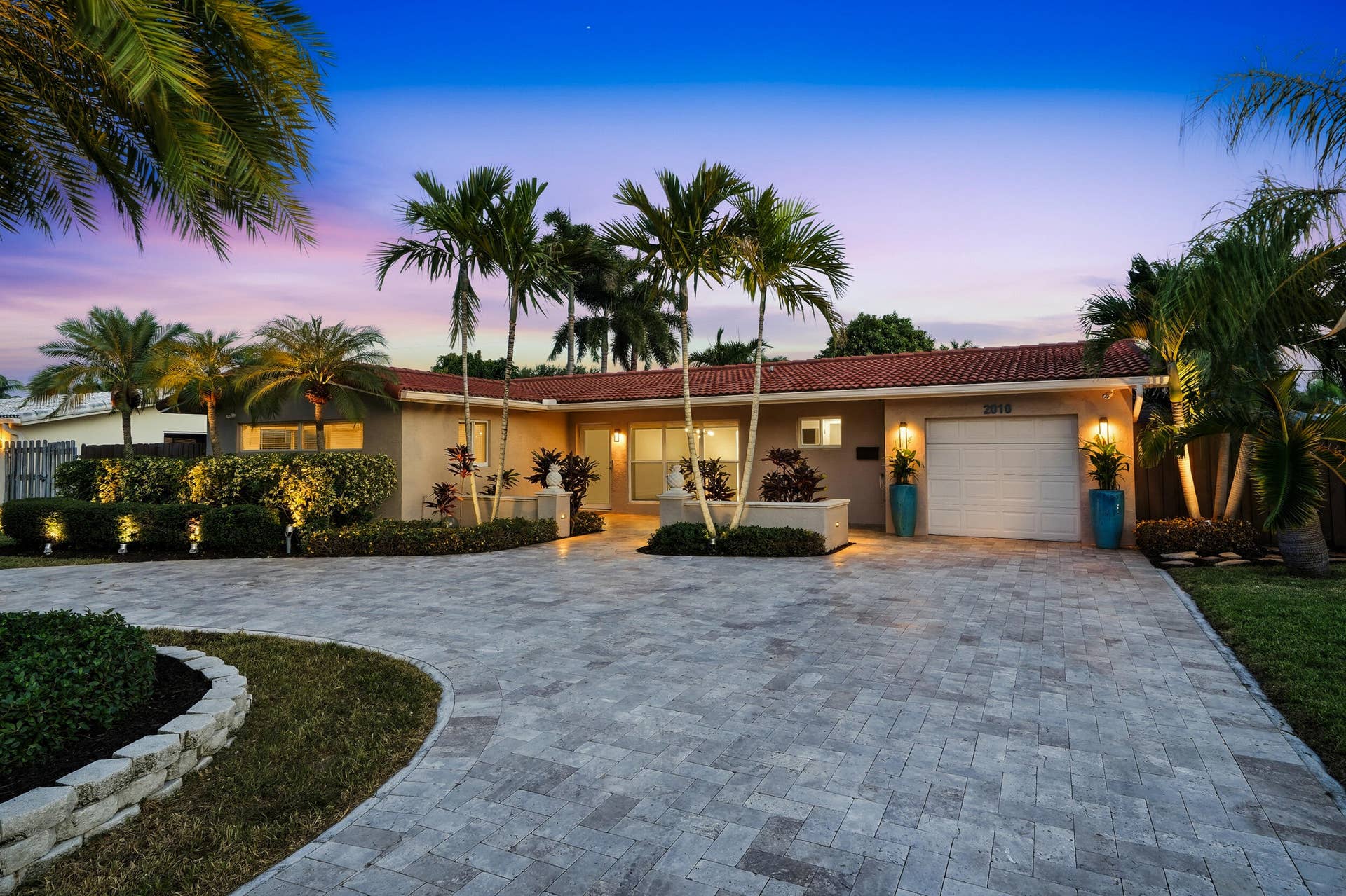 2010 NE 31ST Street, Lighthouse Point, FL 33064 Exterior