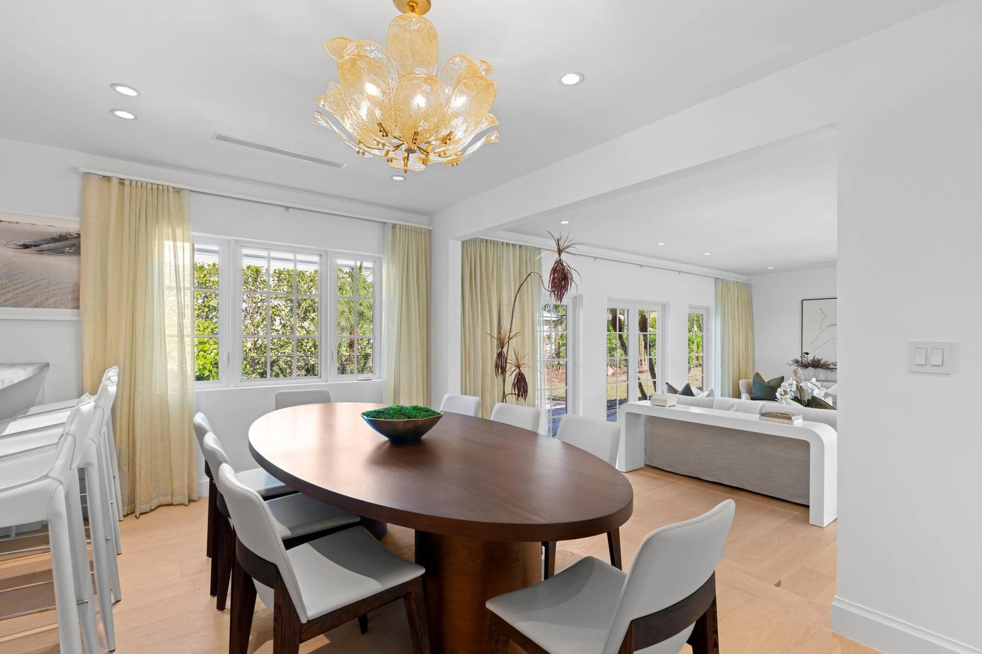 11-Dining Room