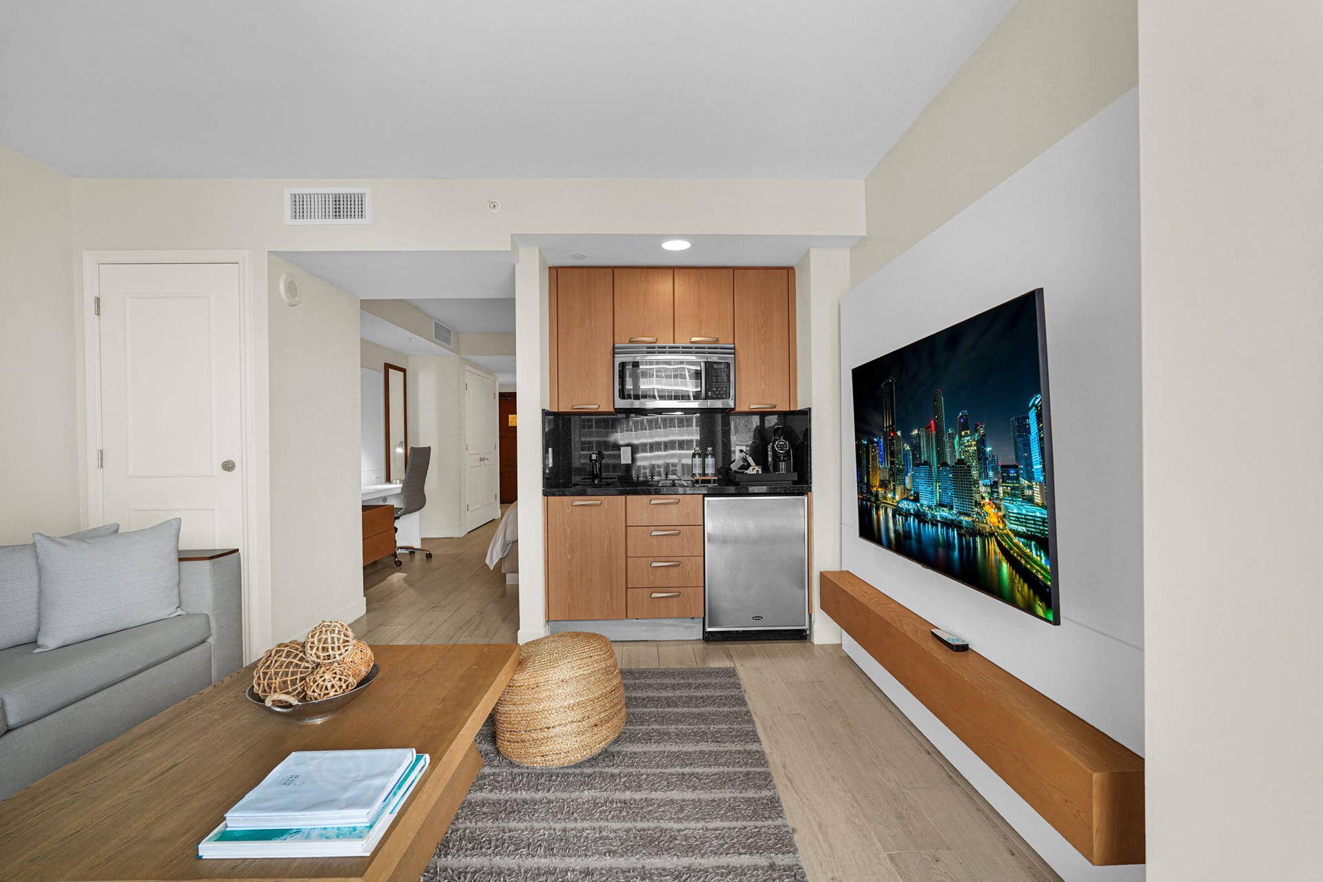 505 N FORT LAUDERDALE BEACH Boulevard, #1603, Fort Lauderdale, FL 33304 24-web-or-mls-DSC02101