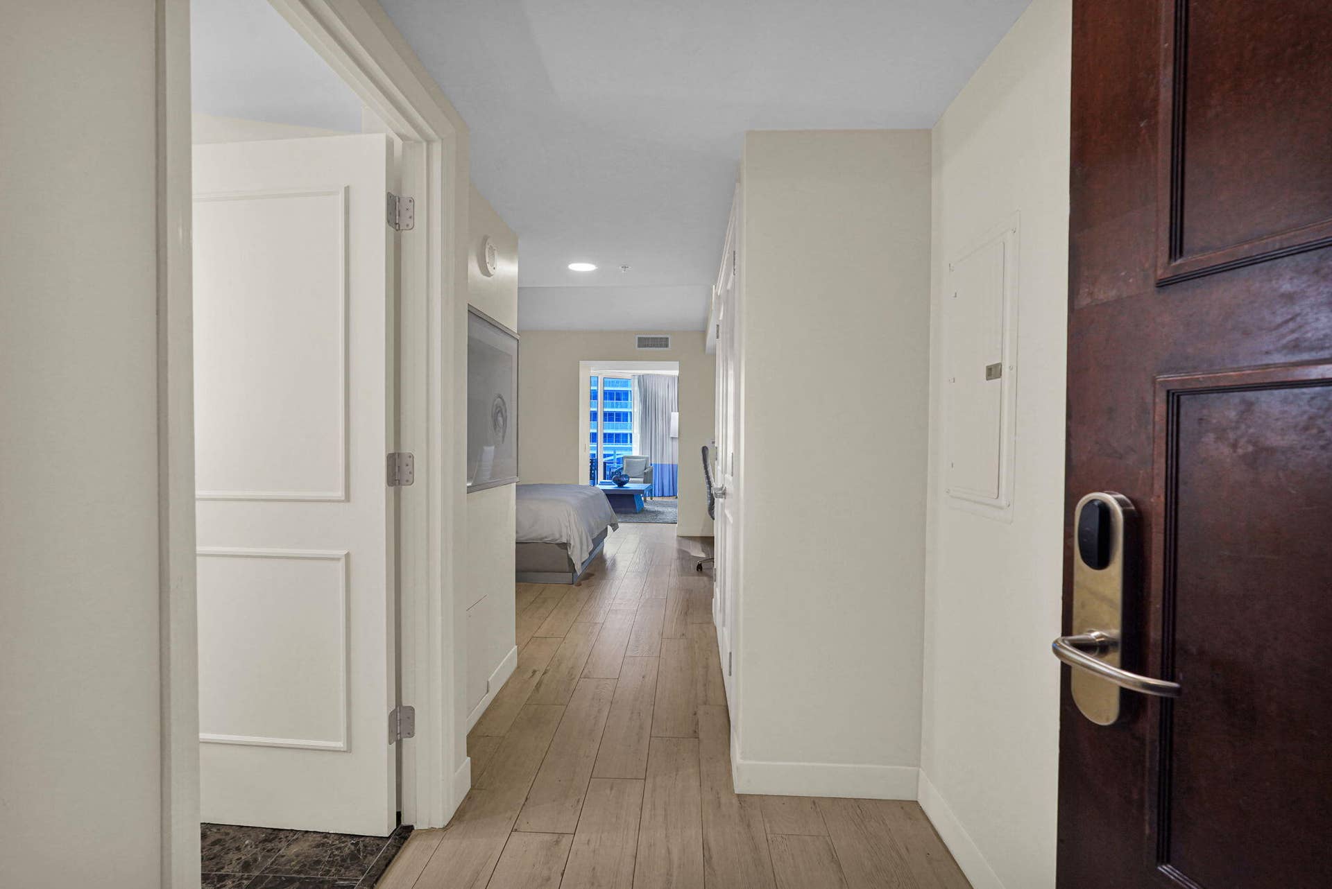 505 N FORT LAUDERDALE BEACH Boulevard, #1603, Fort Lauderdale, FL 33304 Entry