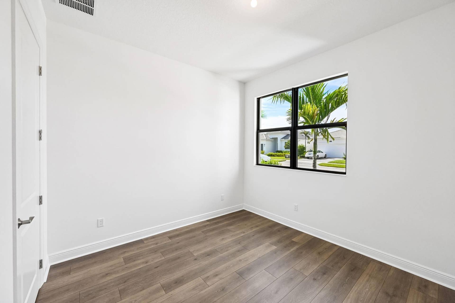 2157 SE Mosaic Boulevard, Port St Lucie, FL 34984 Owner's Suite