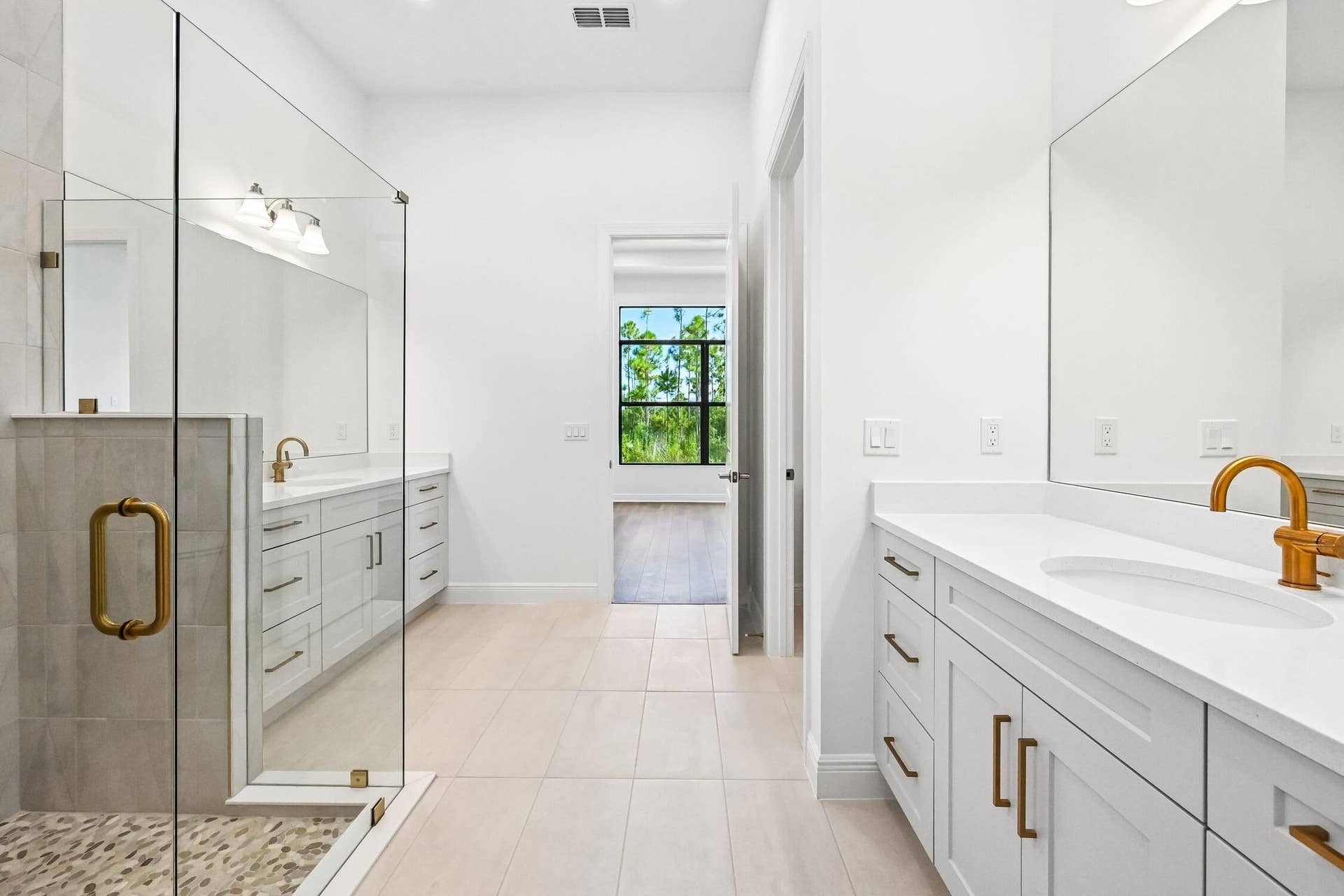 2157 SE Mosaic Boulevard, Port St Lucie, FL 34984 Owner's Bath