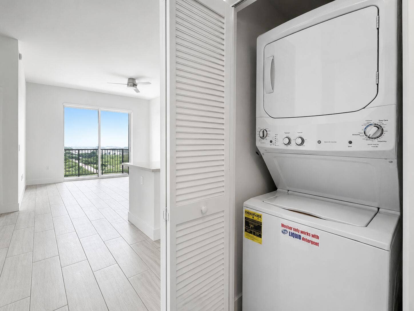 601 E Dania Beach Boulevard, #1008, Dania, Dania Beach, FL 33004 8795073D-A584-4502-B51A-31A0204D919D