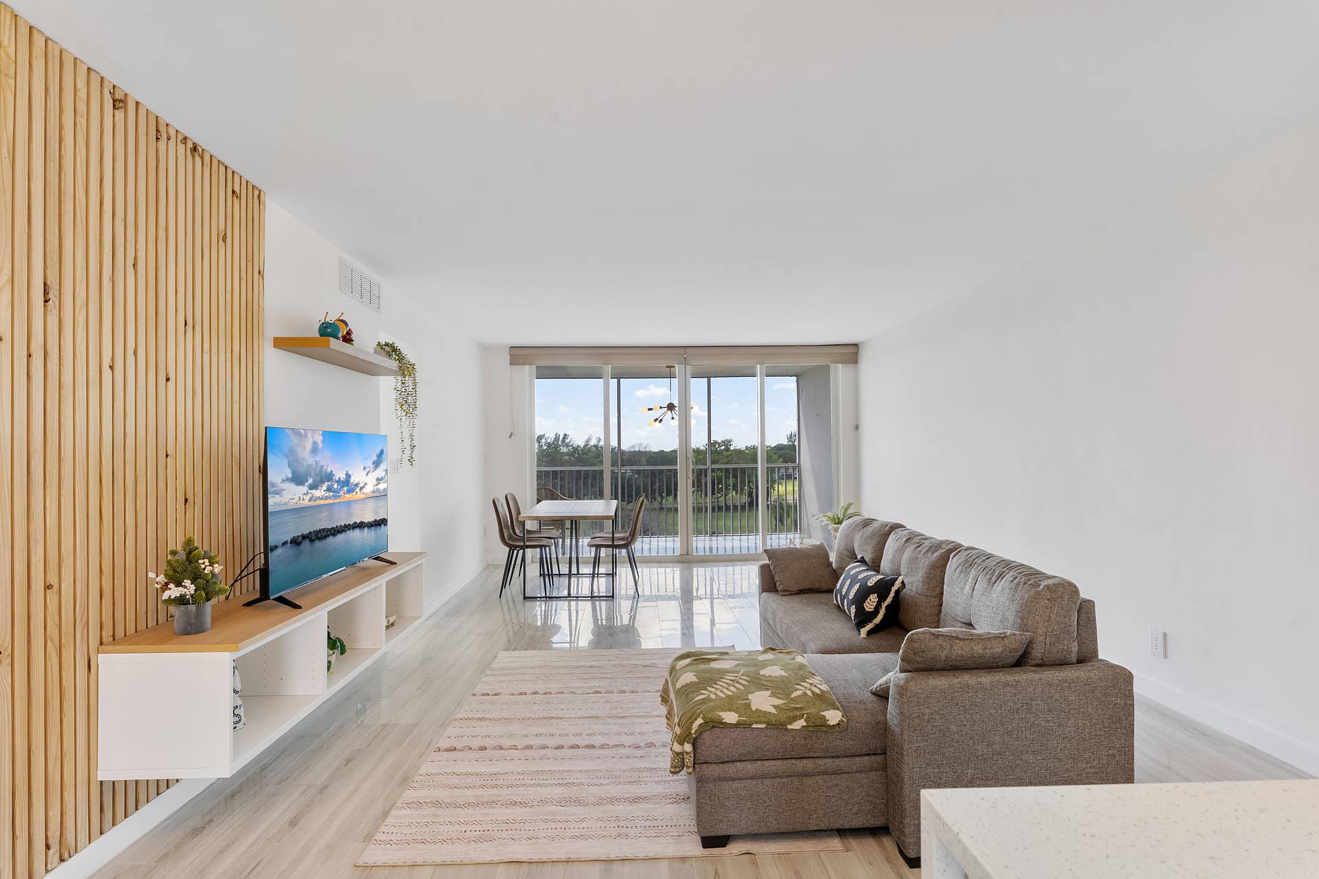 3001 S Course Drive, #502, Pompano Beach, Pompano Beach, FL 33069 Living Area