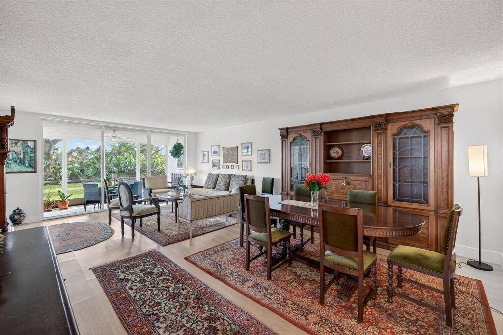 3200 N Course Lane, #116, Pompano Beach, FL 33069 Dining/Living room