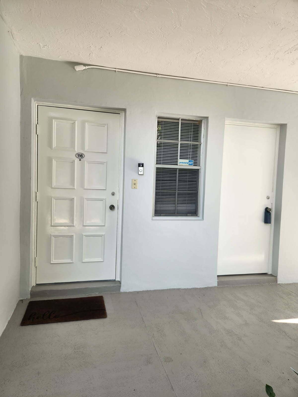 3200 N Course Lane, #116, Pompano Beach, FL 33069 Please open door to left