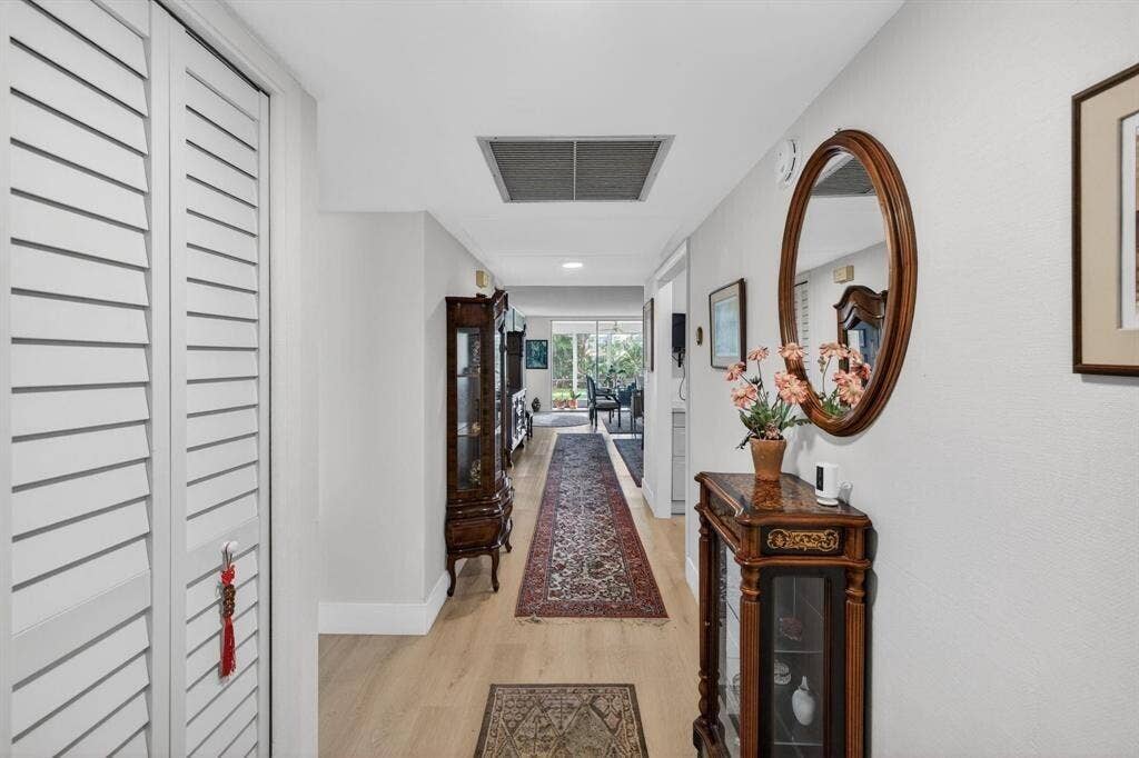 3200 N Course Lane, #116, Pompano Beach, FL 33069 Hall