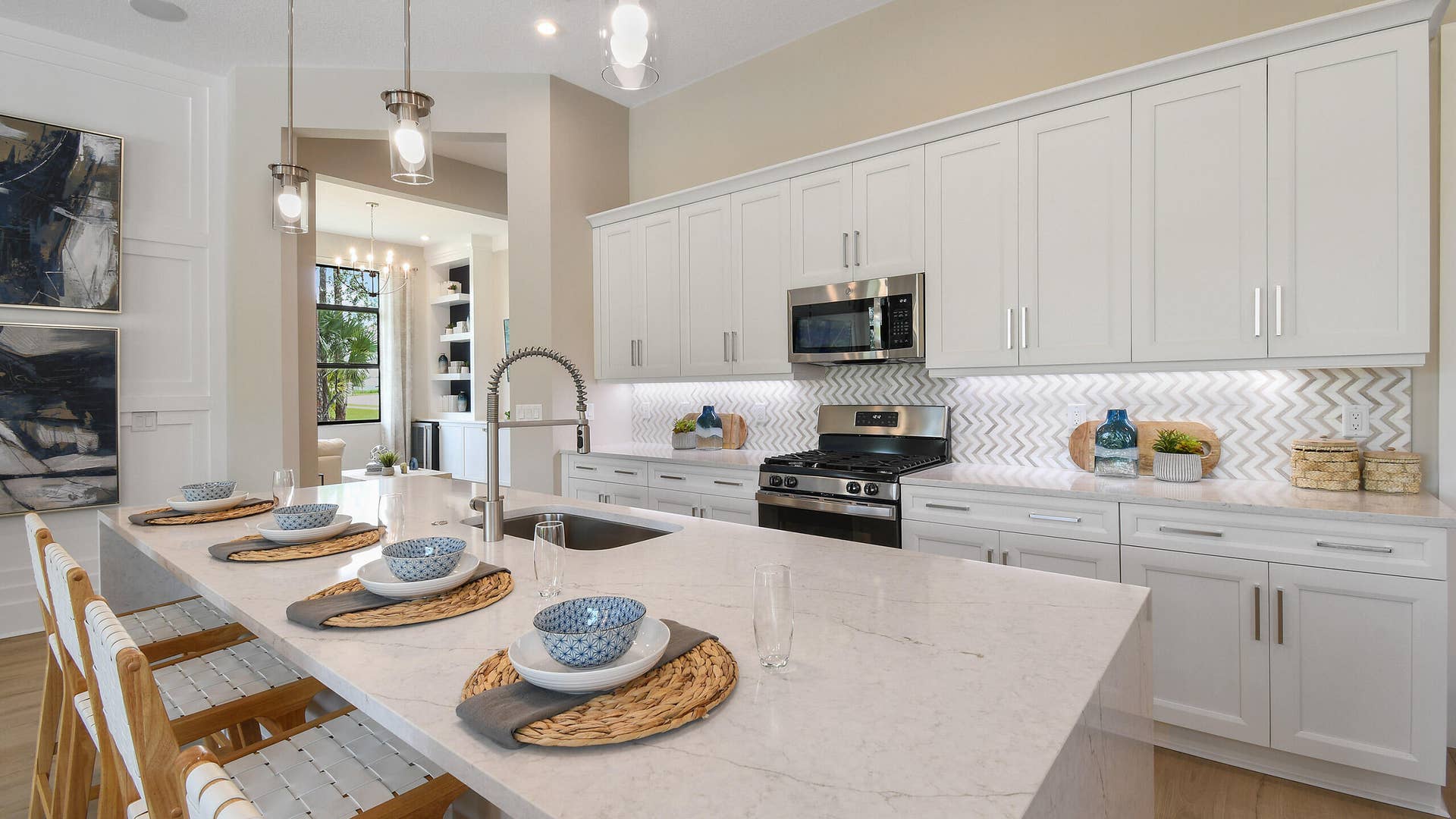 13566 SE Grovewood Drive, Port St Lucie, FL 34984 Kitchen