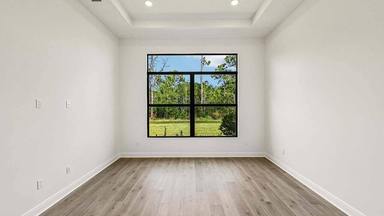 13566 SE Grovewood Drive, Port St Lucie, FL 34984 Owner's Suite