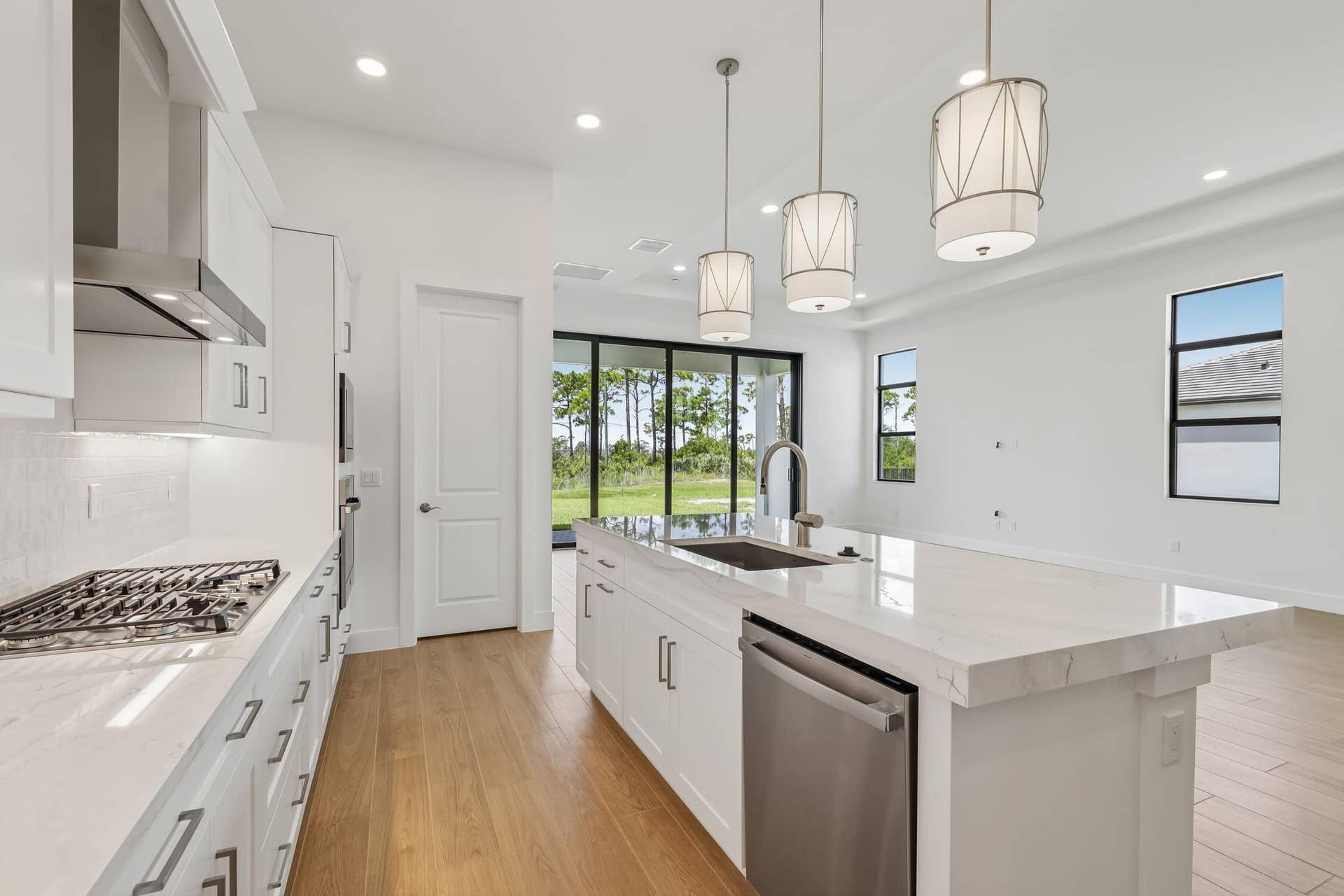 13761 SE Blackwood Drive, Port St Lucie, FL 34984 Kitchen