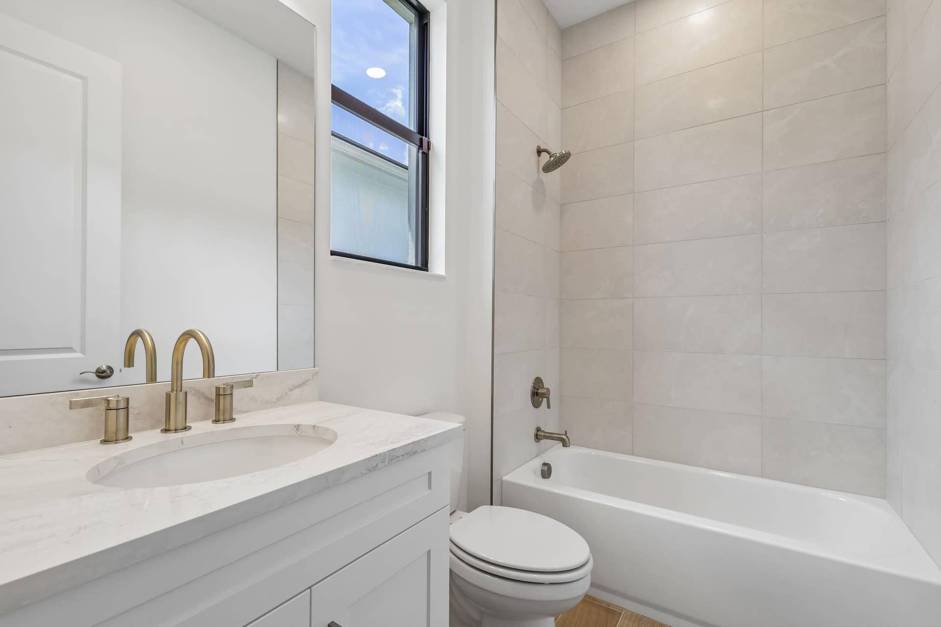 13761 SE Blackwood Drive, Port St Lucie, FL 34984 Bath