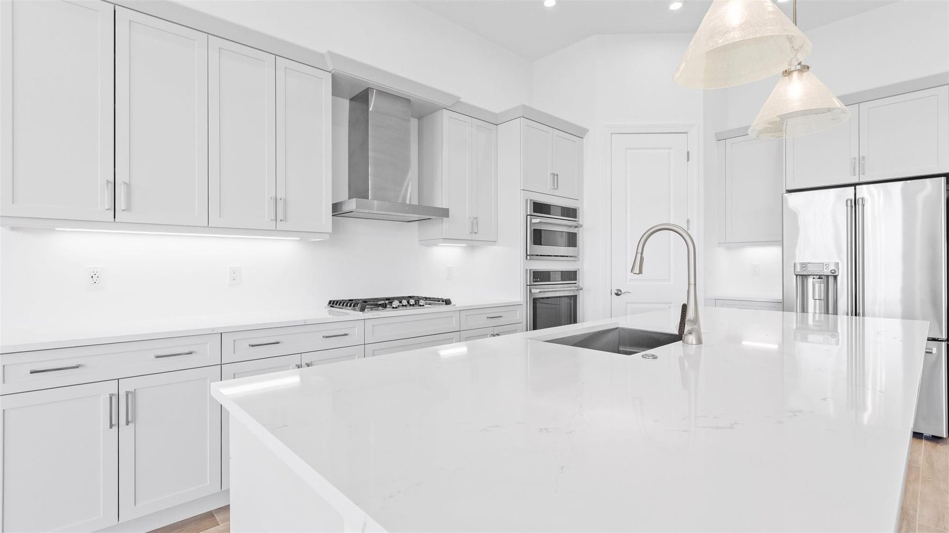 13670 SE Grovewood Drive, Port St Lucie, FL 34984 Kitchen