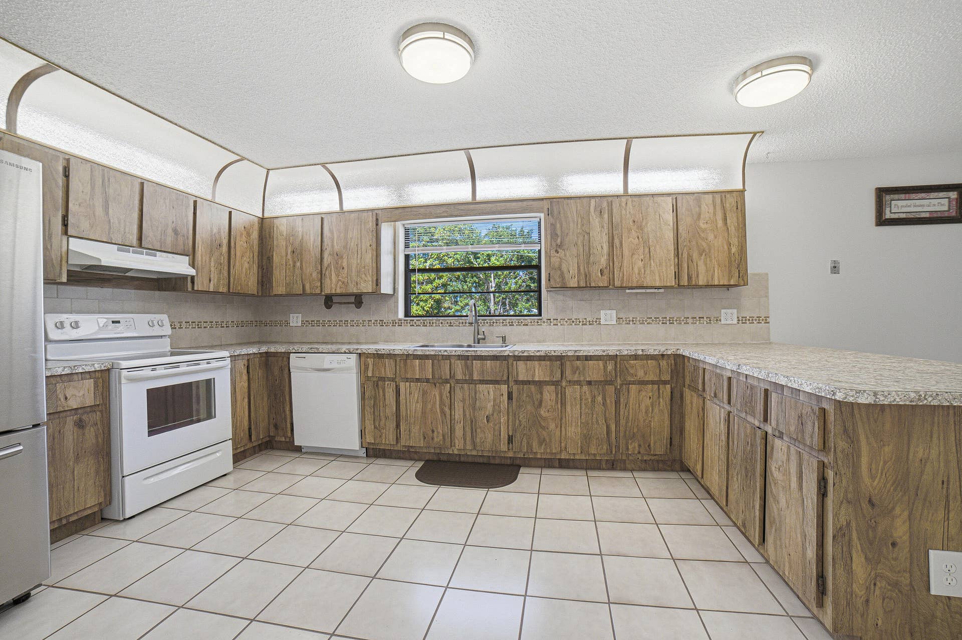 4340 SW 74th Avenue, Davie, FL 33314 ba30