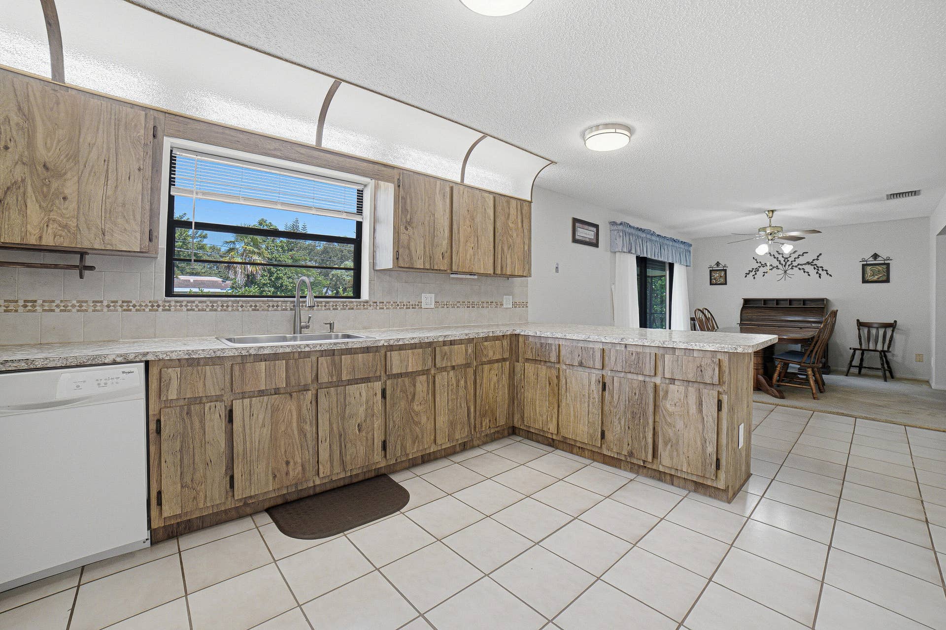 4340 SW 74th Avenue, Davie, FL 33314 ba31