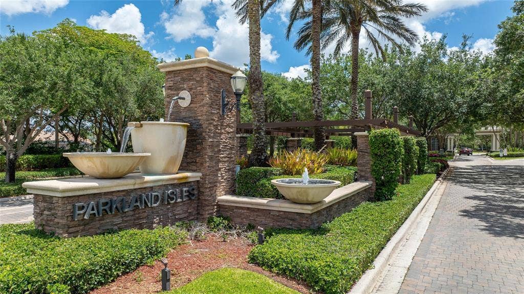 6272 NW 108TH Way, Parkland, FL 33076 3