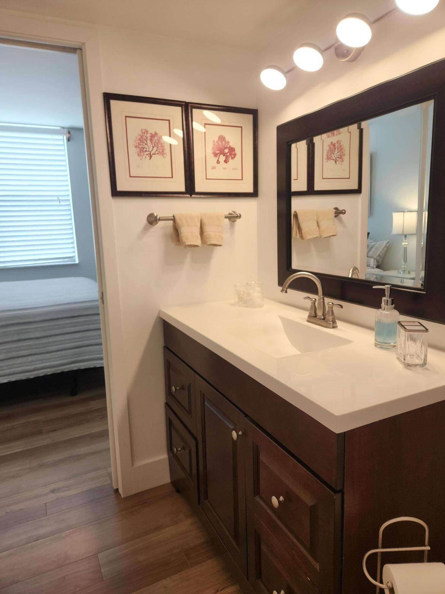 825 Egret Circle, #311, Delray Beach, FL 33444 Bathroom