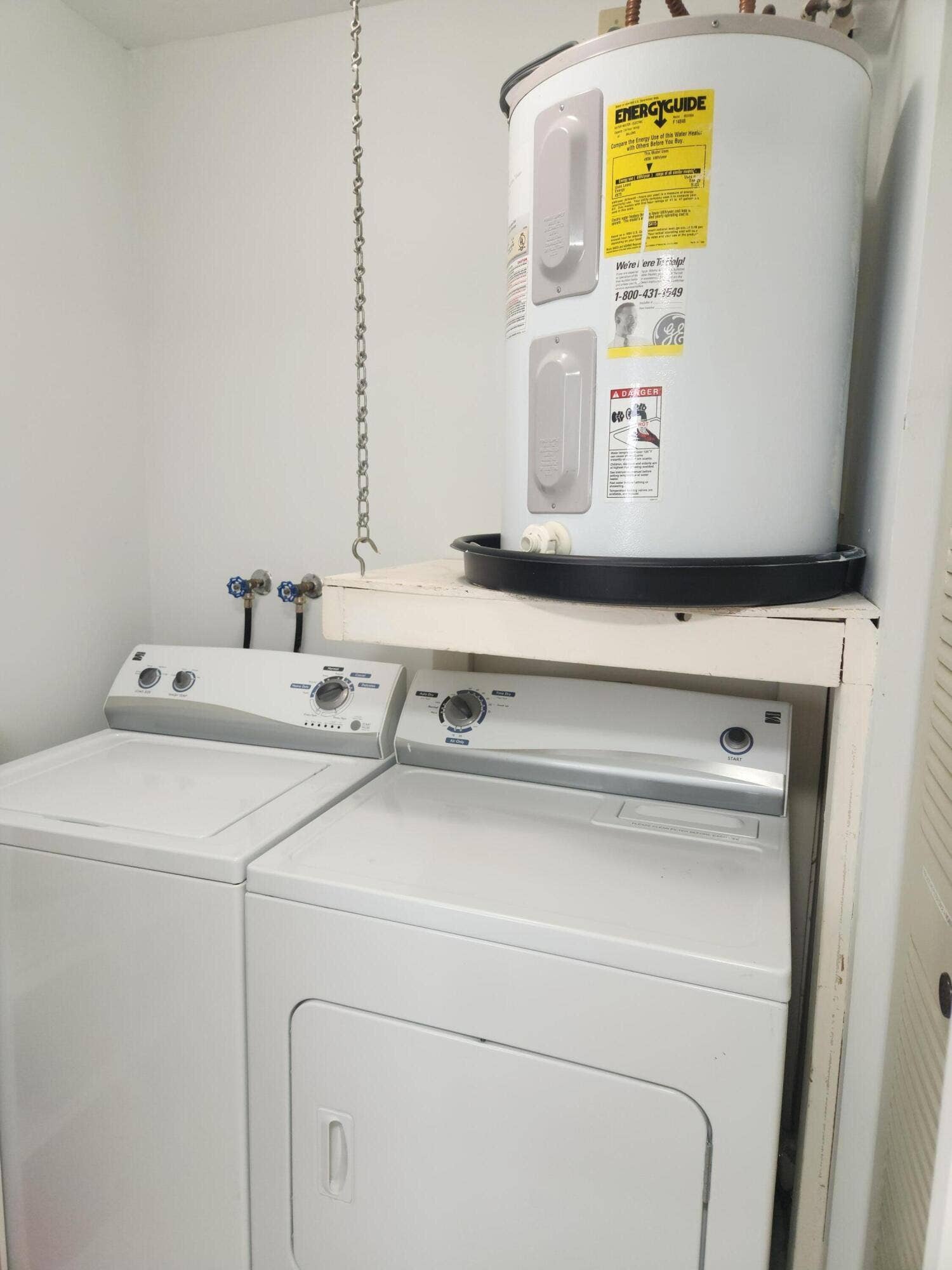 825 Egret Circle, #311, Delray Beach, FL 33444 Washer Dryer